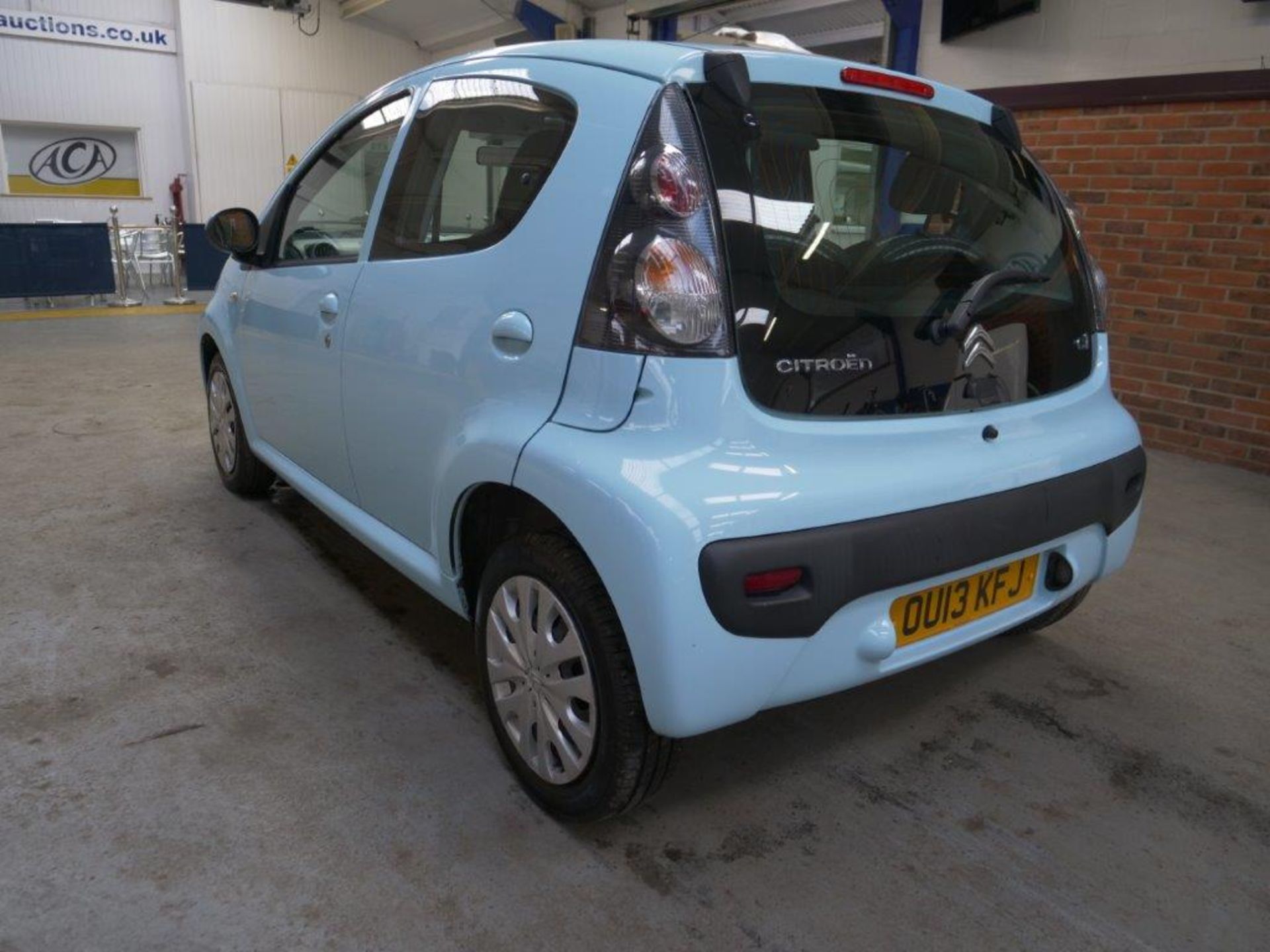 13 13 Citroen C1 VTR - Image 22 of 28