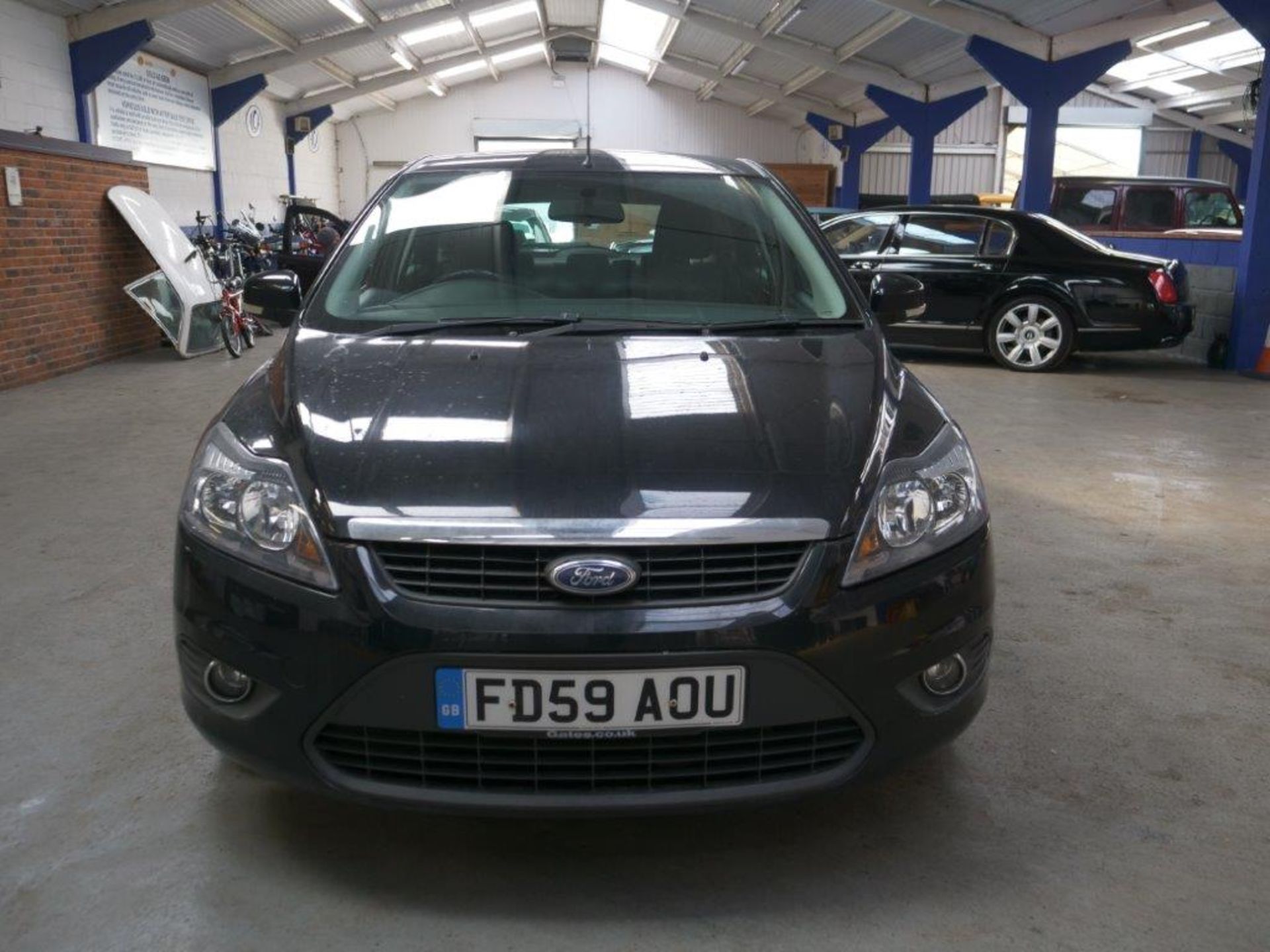 59 10 Ford Focus Zetec 125 - Image 19 of 34