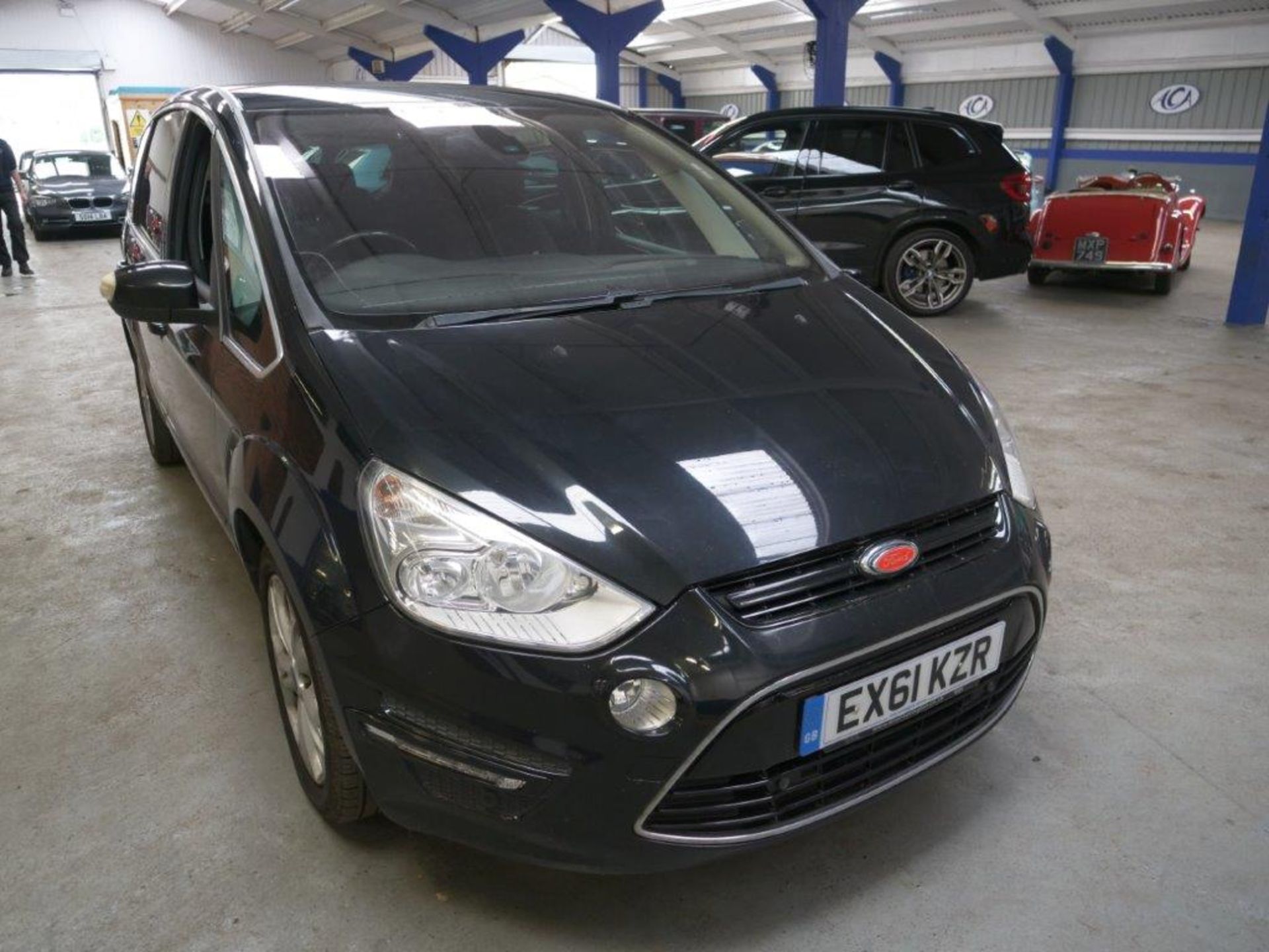 61 11 Ford S-Max Titanium TDCI 161 - Image 8 of 33