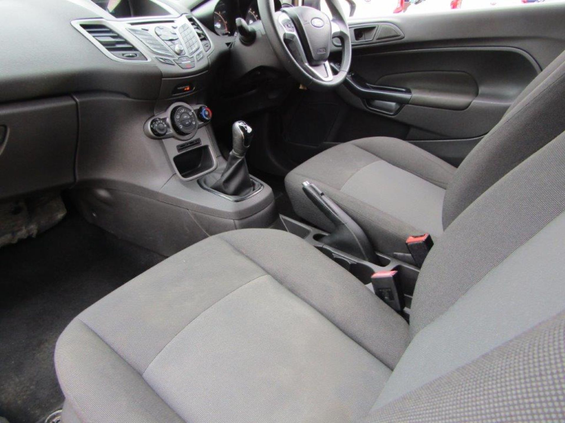 15 15 Ford Fiesta Base TDCI - Image 20 of 22