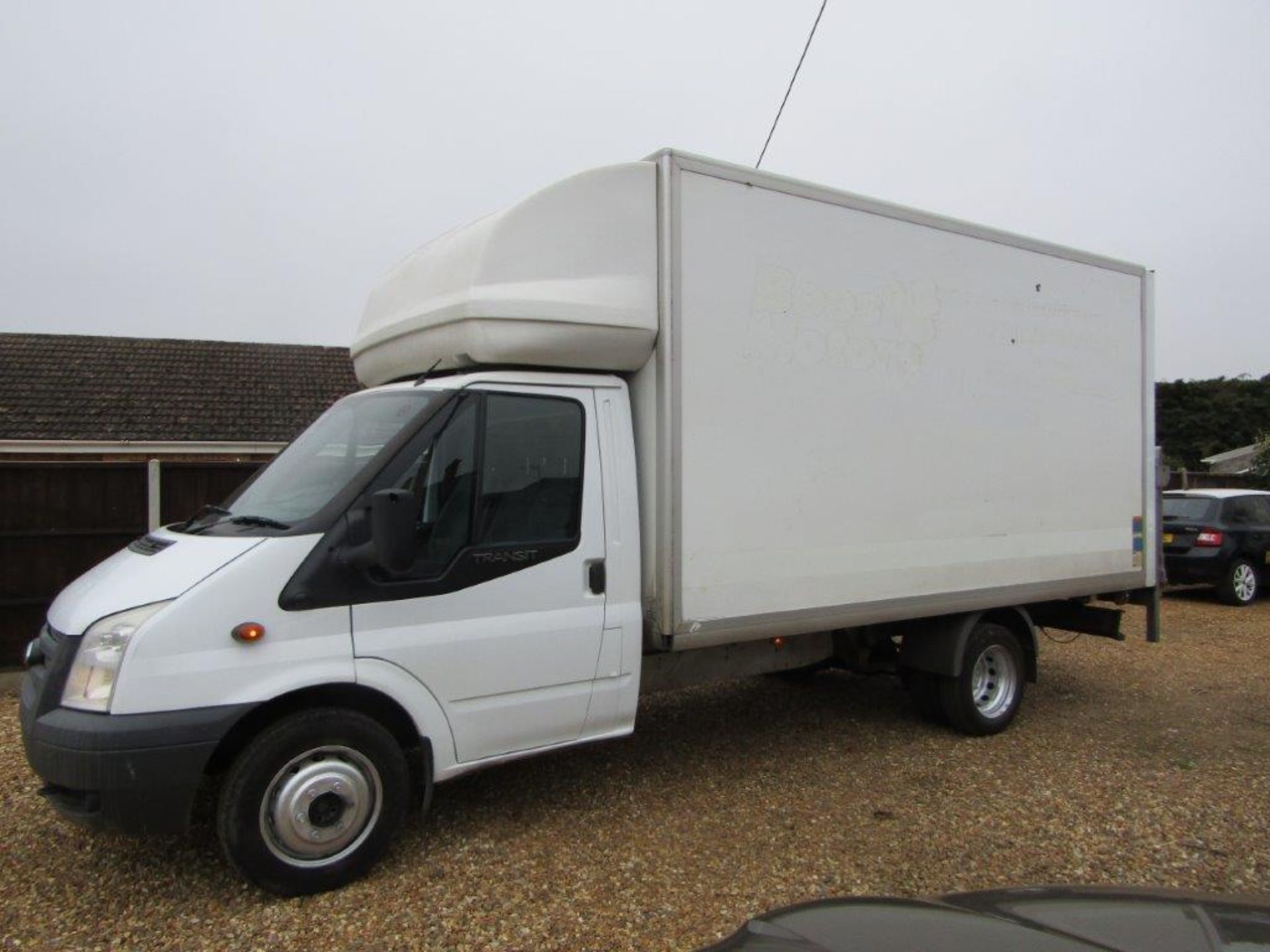 13 13 Ford Transit 125 T350 RWD