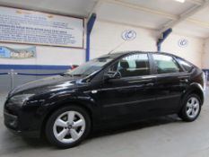 56 07 Ford Focus Zetec Climate