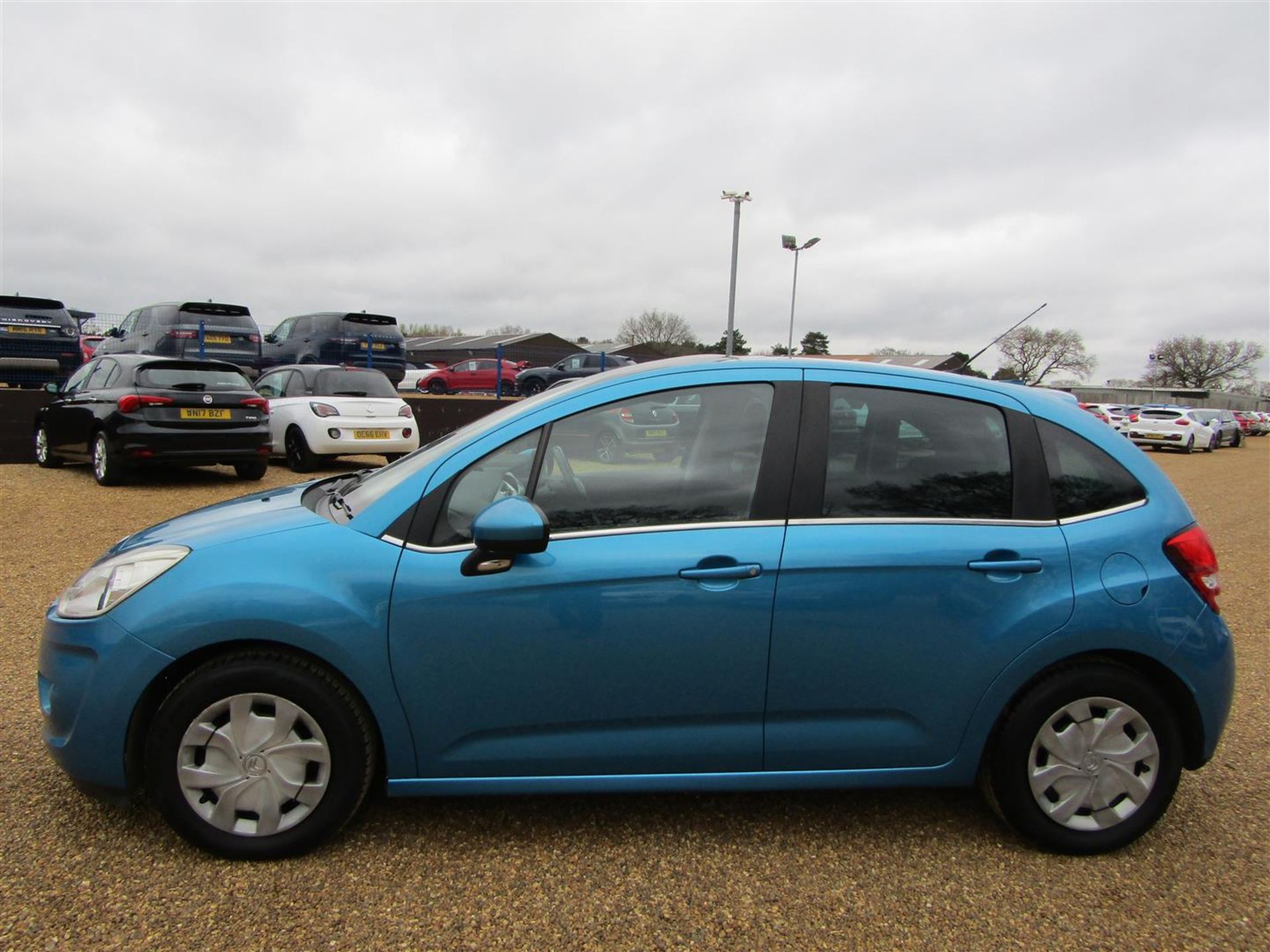 10 10 Citroen C3 Airdream+ HDI - Image 3 of 23