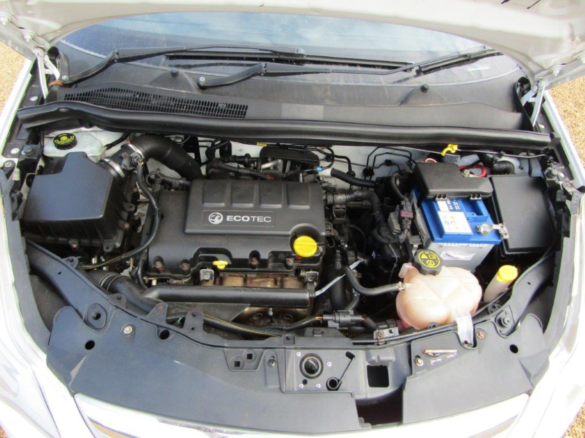 12 12 Vauxhall Corsa LTD EDTN - Image 18 of 22