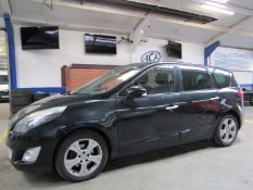 61 12 Renault G Scenic Dyn TTDCI