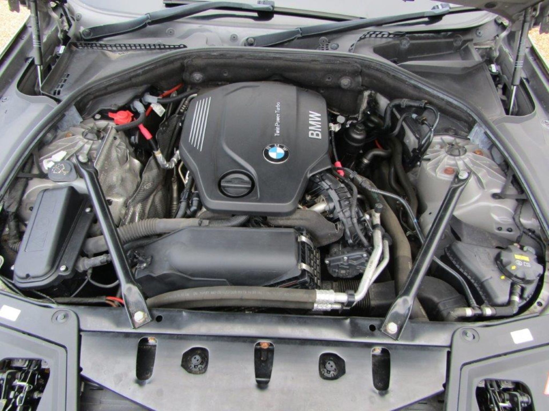 64 15 BMW 520D Luxury - Image 7 of 33