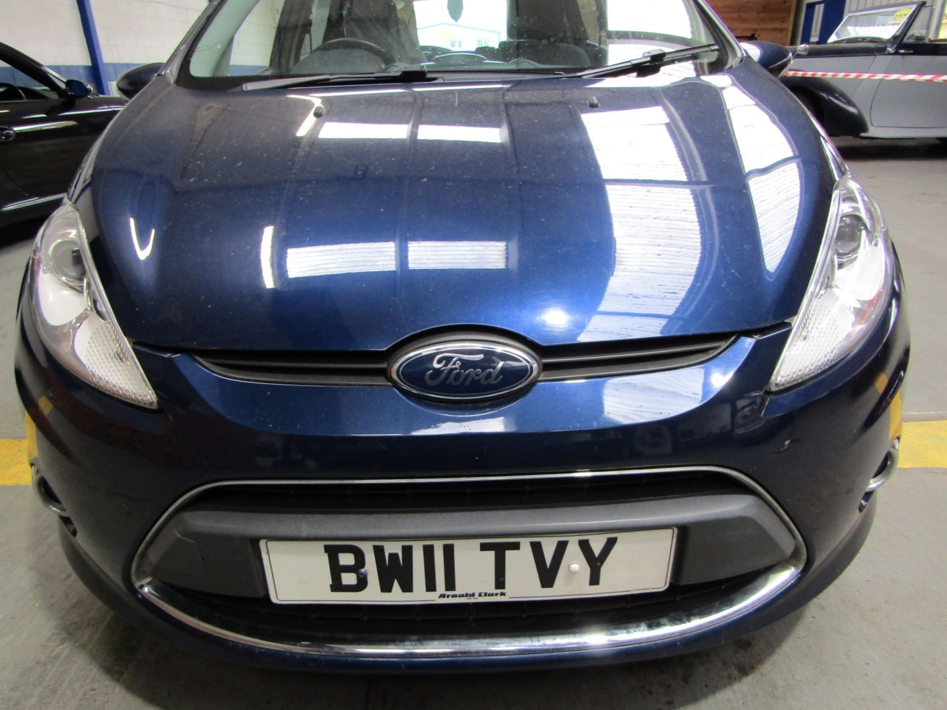 11 11 Ford Fiesta Zetec 5dr - Image 2 of 19