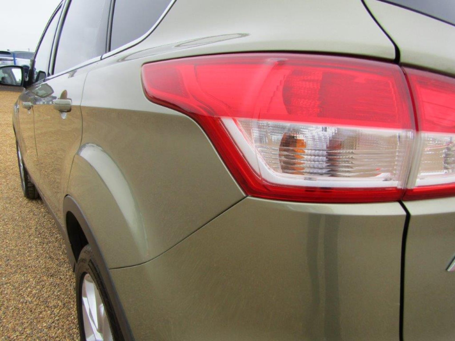 14 14 Ford Kuga Titanium 4x2 TDCI - Image 2 of 26