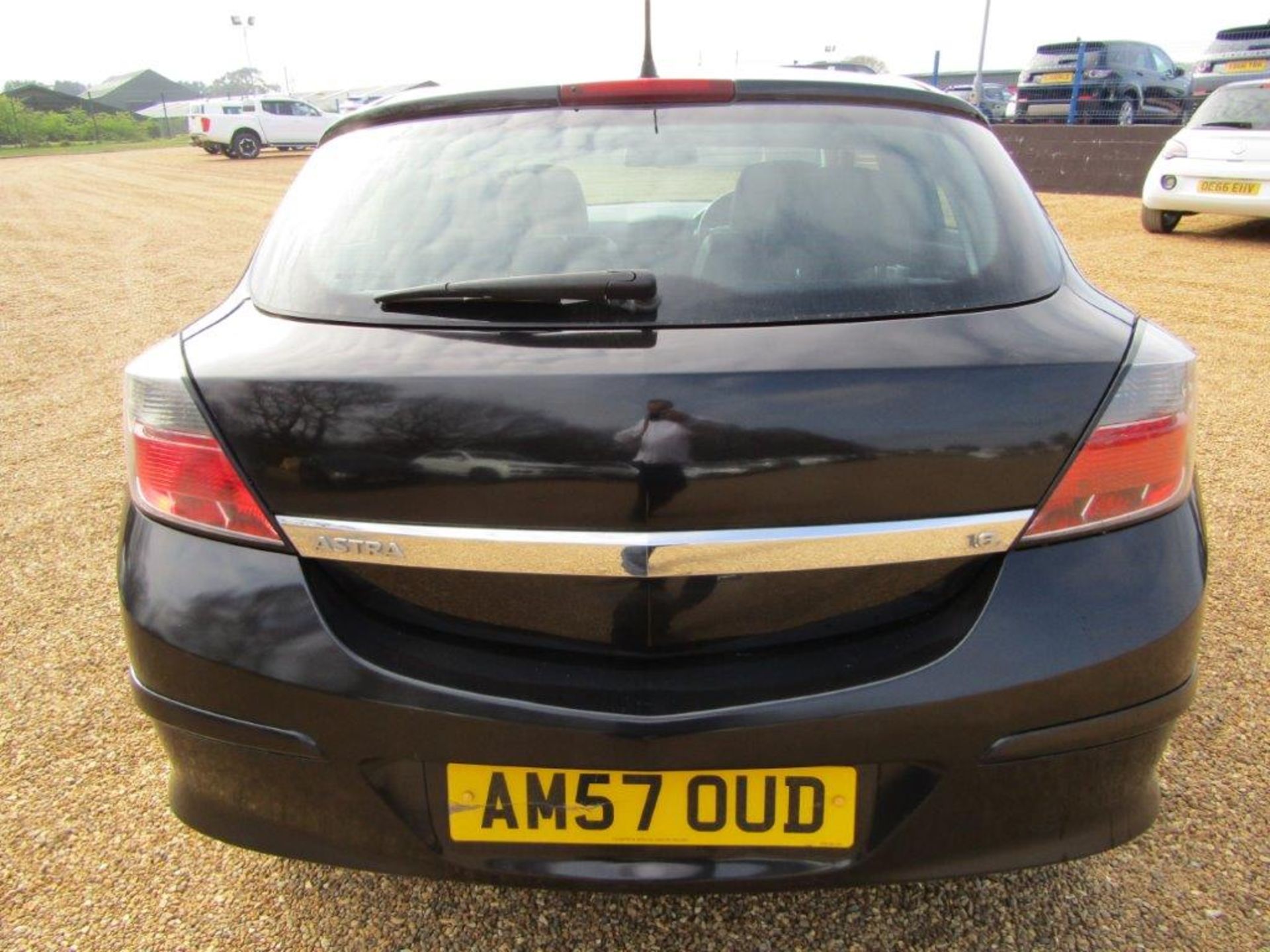 07 57 Vauxhall Astra Design 3dr - Image 20 of 26