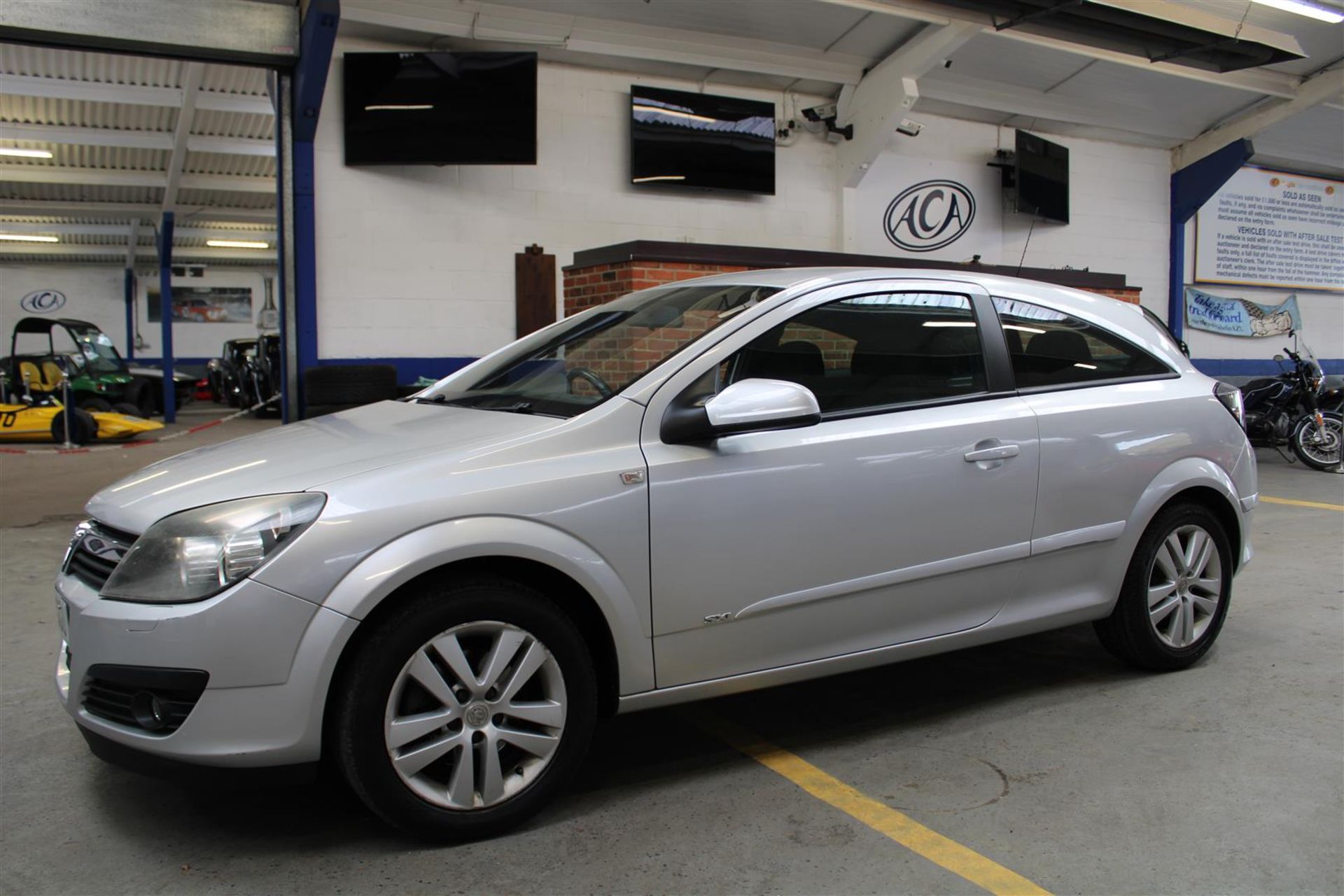 08 08 Vauxhall Astra SXI