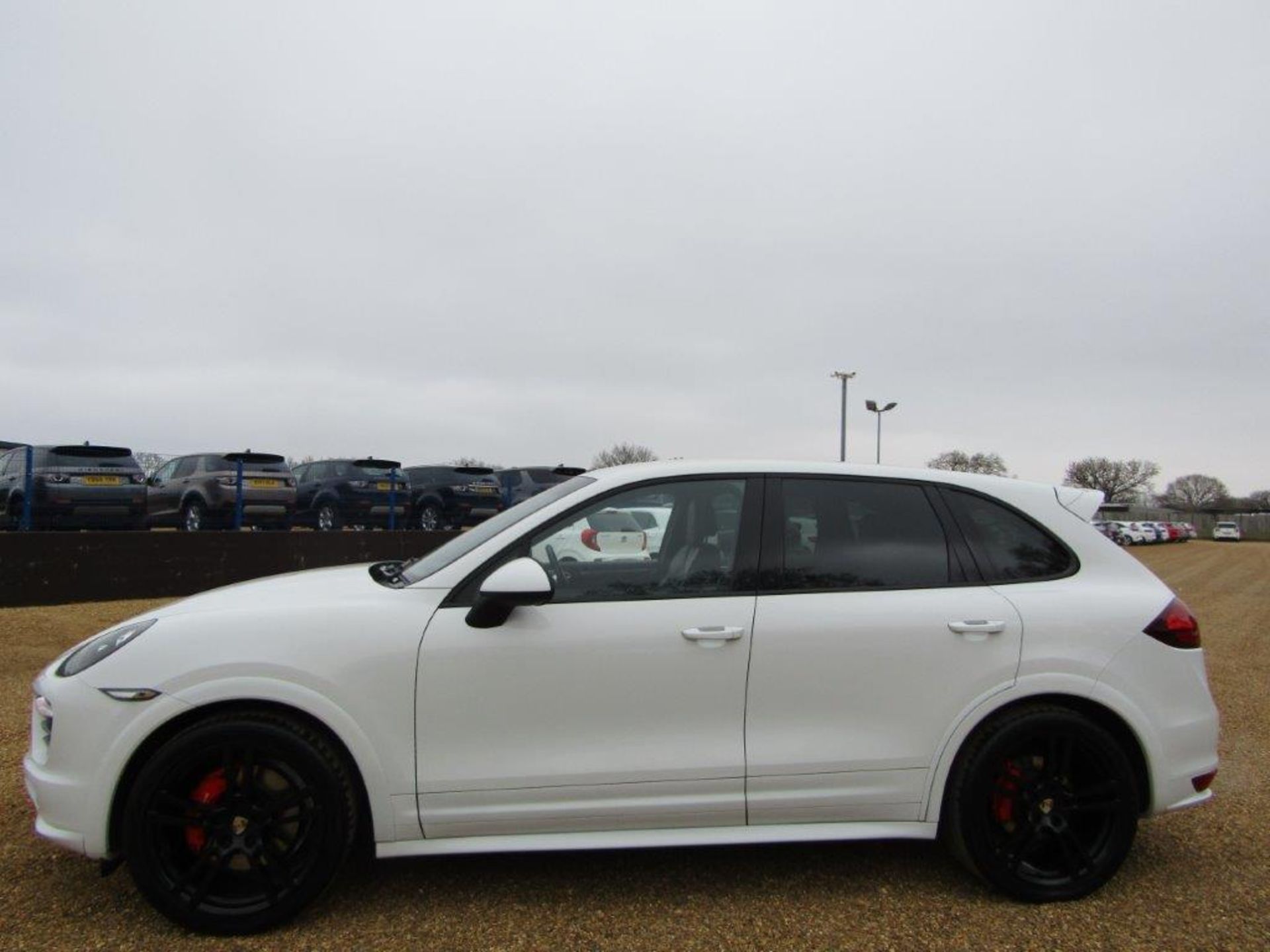 62 13 Porsche Cayenne GTS V8 - Image 37 of 43