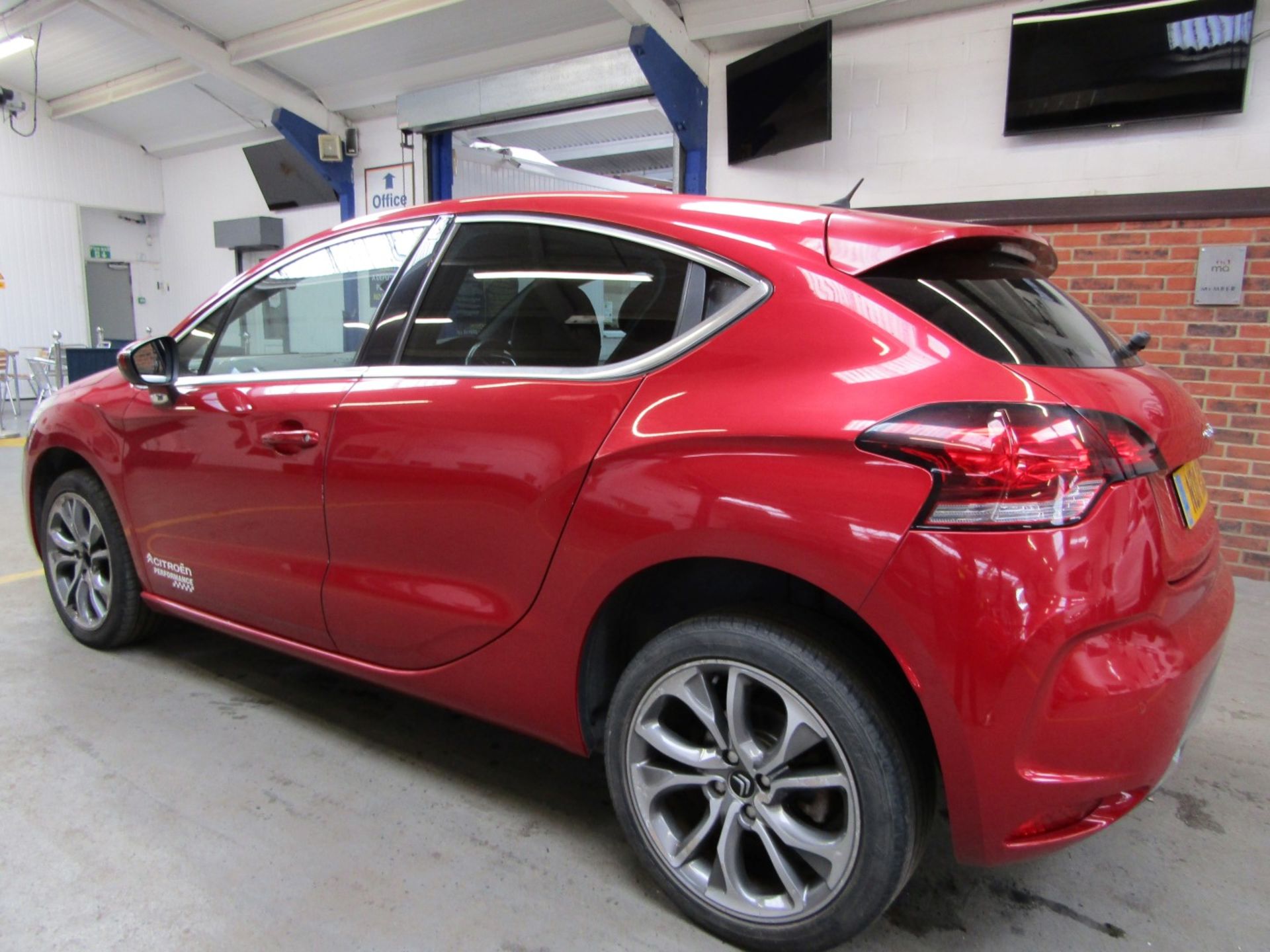 11 11 Citroen DS4 DStyle HDI - Image 24 of 25