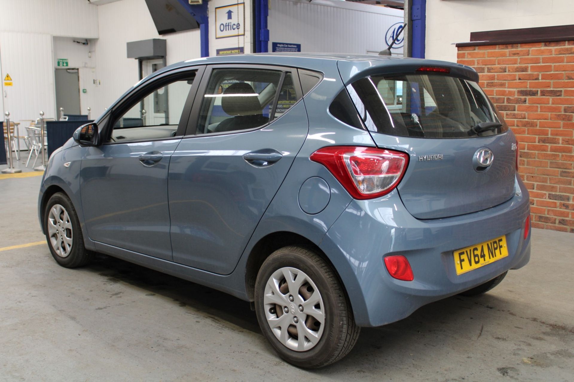 64 14 Hyundai I10 SE - Image 17 of 18