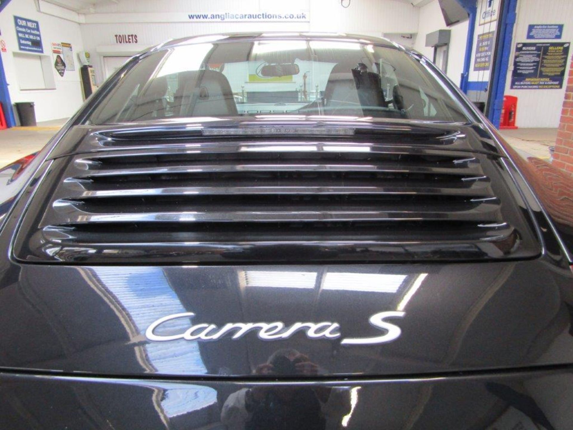 55 05 Porsche 911 Carrera 2 S - Image 5 of 29