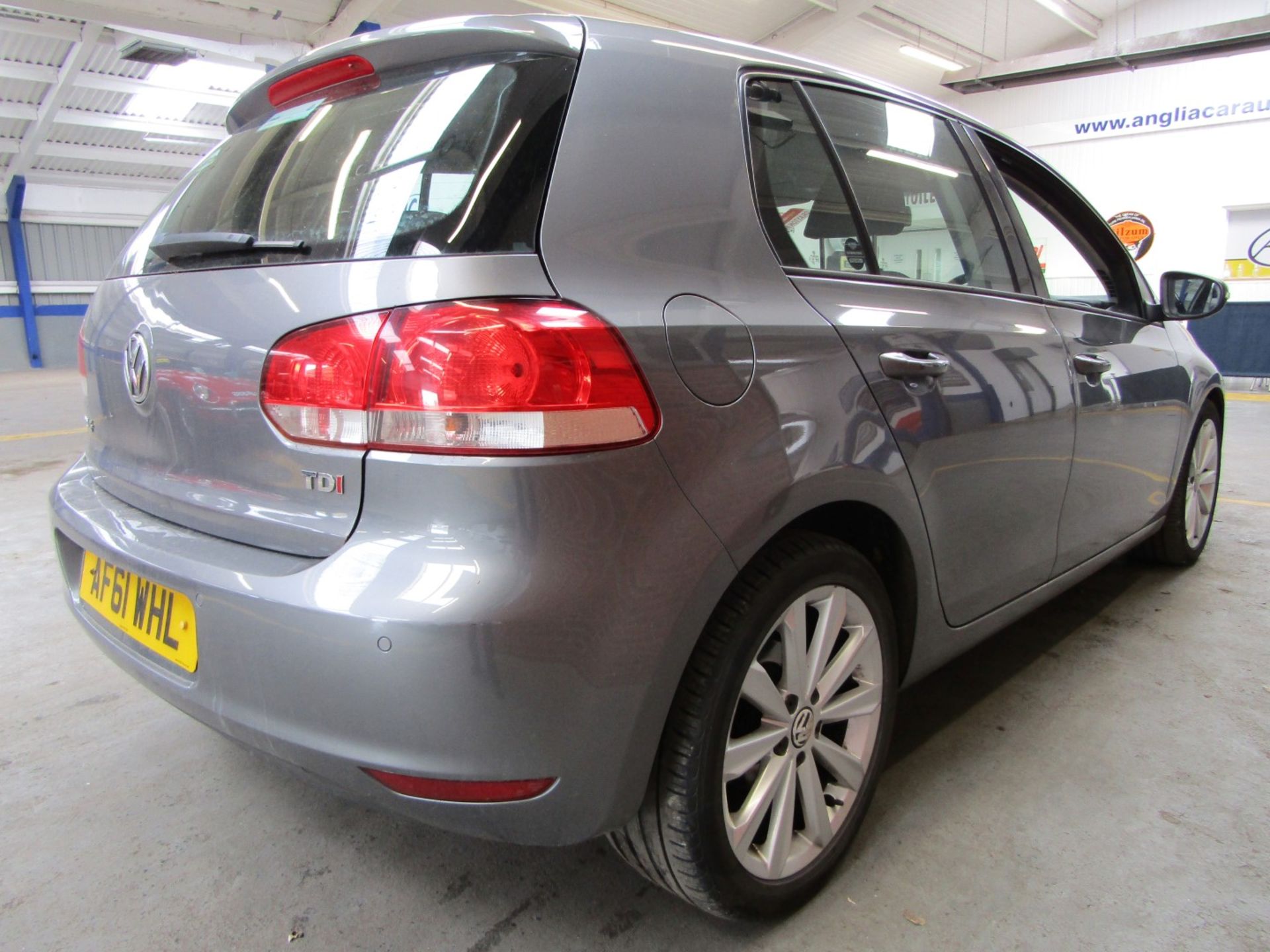 61 11 VW Golf Match TDI - Image 21 of 25