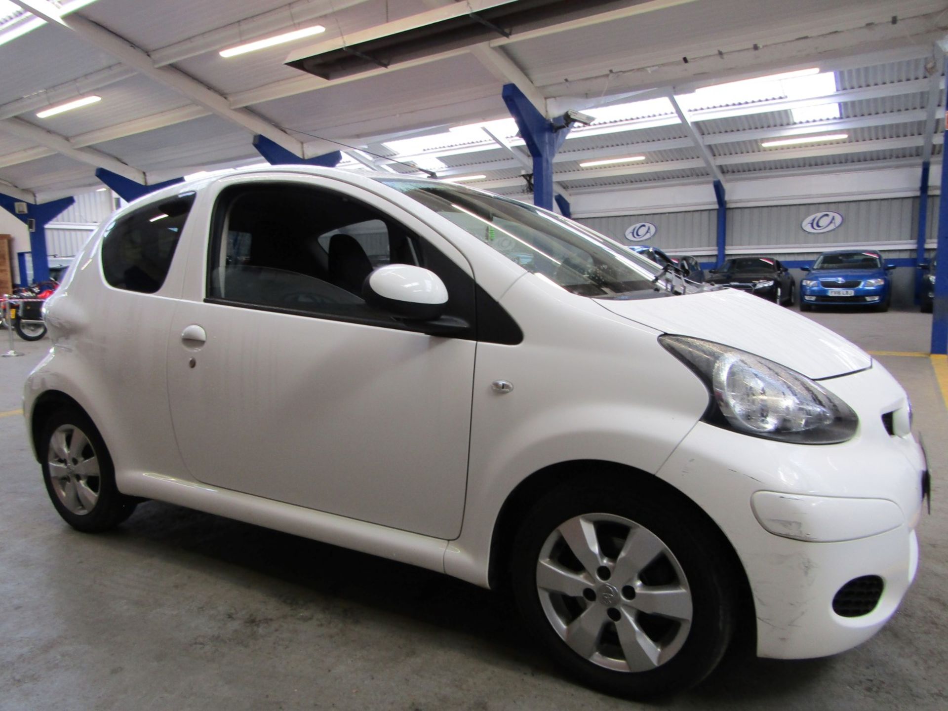 12 12 Toyota Aygo Go VVT-I - Image 13 of 21