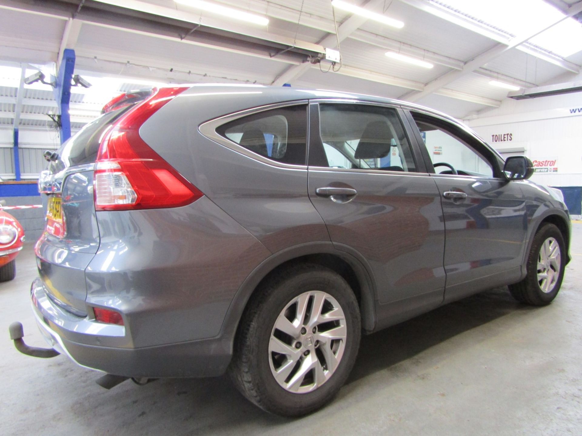 15 15 Honda CR-V SE I-DTEC 4X2 - Image 31 of 37