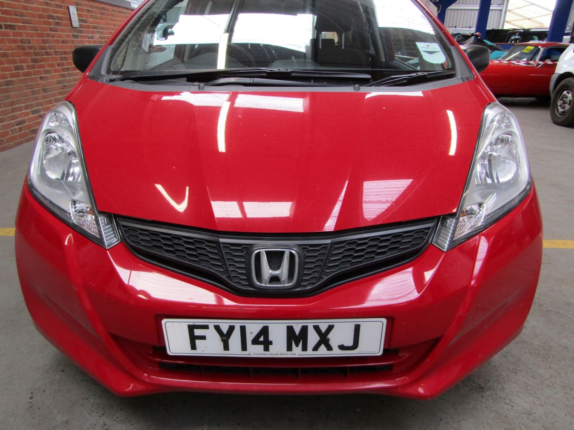 14 14 Honda Jazz Vtec S - Image 2 of 25