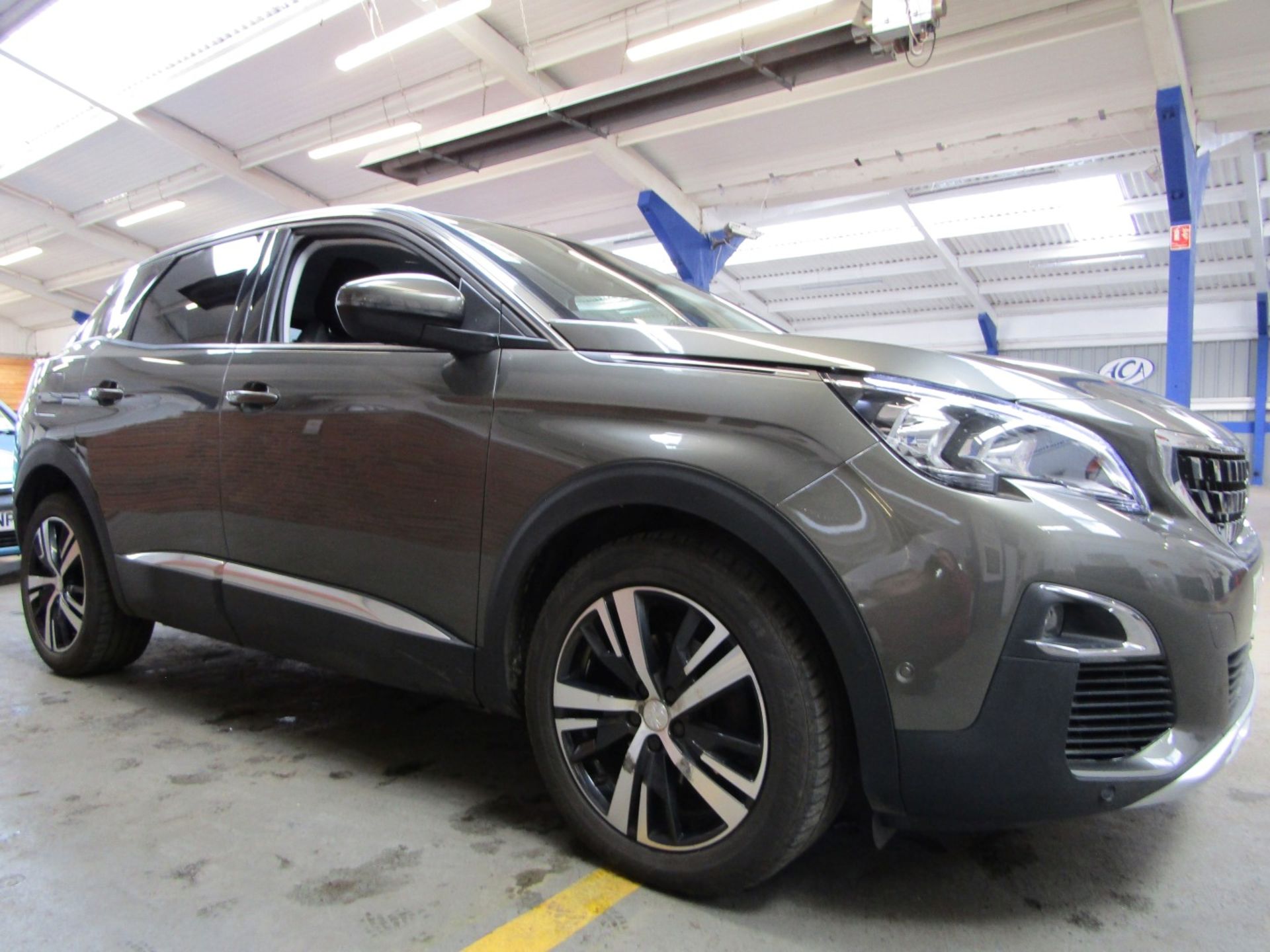 17 17 Peugeot 3008 Puretech Allure - Image 8 of 24