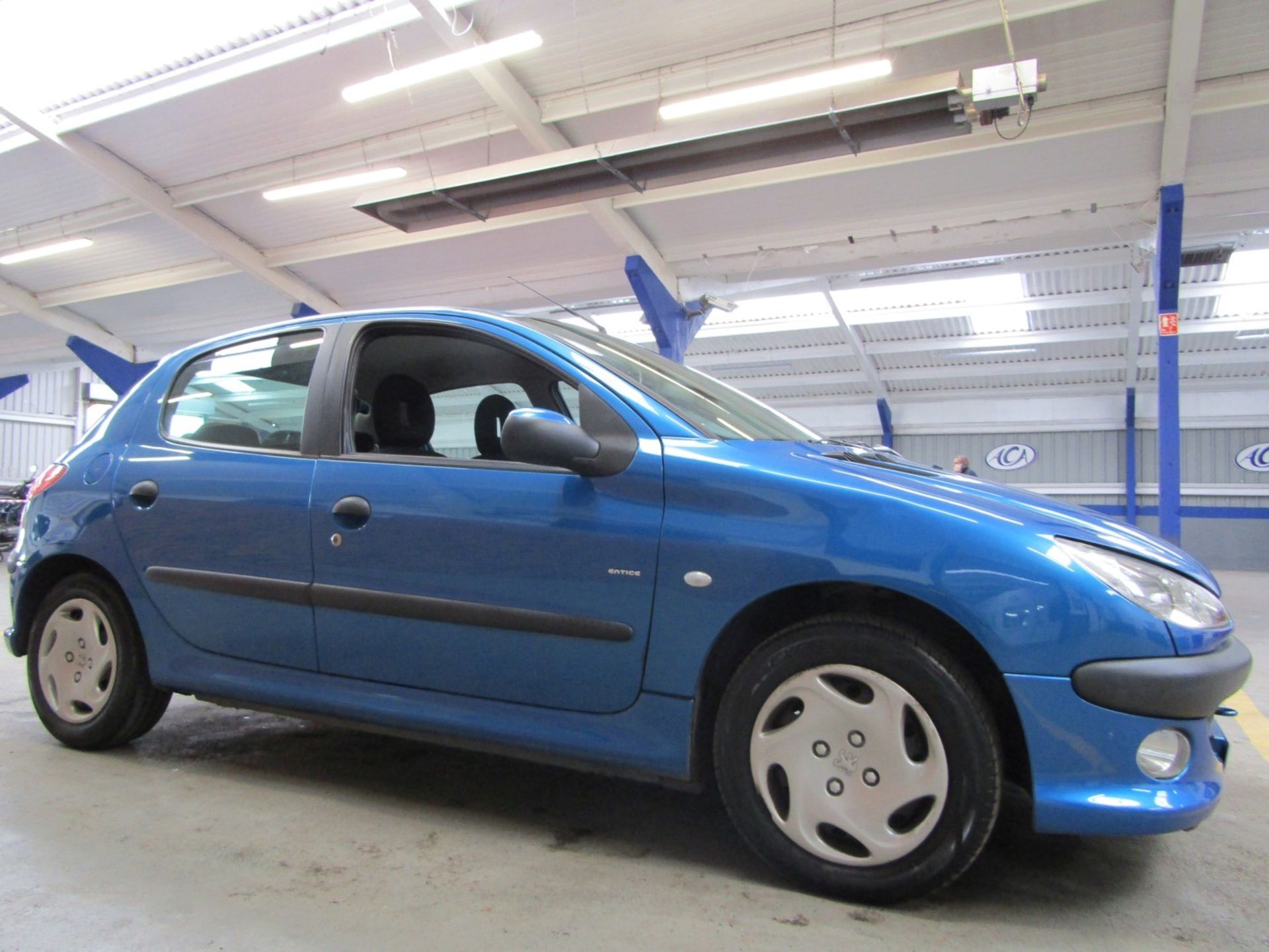 53 03 Peugeot 206 Entice - Image 14 of 21