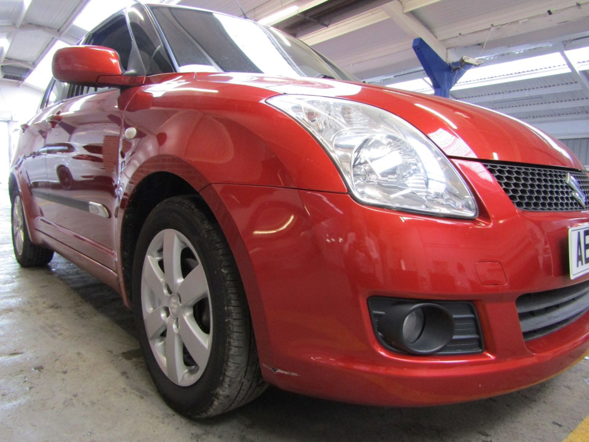 59 09 Suzuki Swift GLX - Image 9 of 18