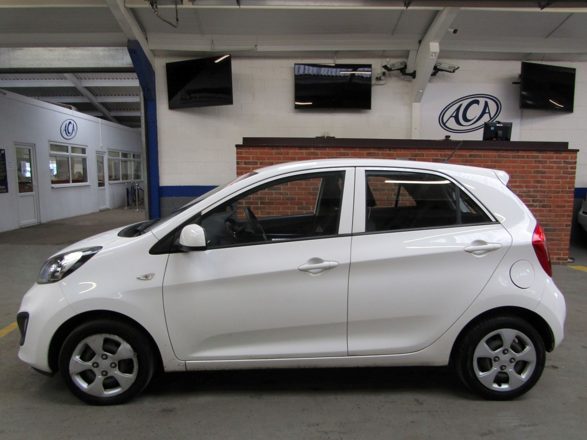 62 12 Kia Picanto 1 Air - Image 20 of 21