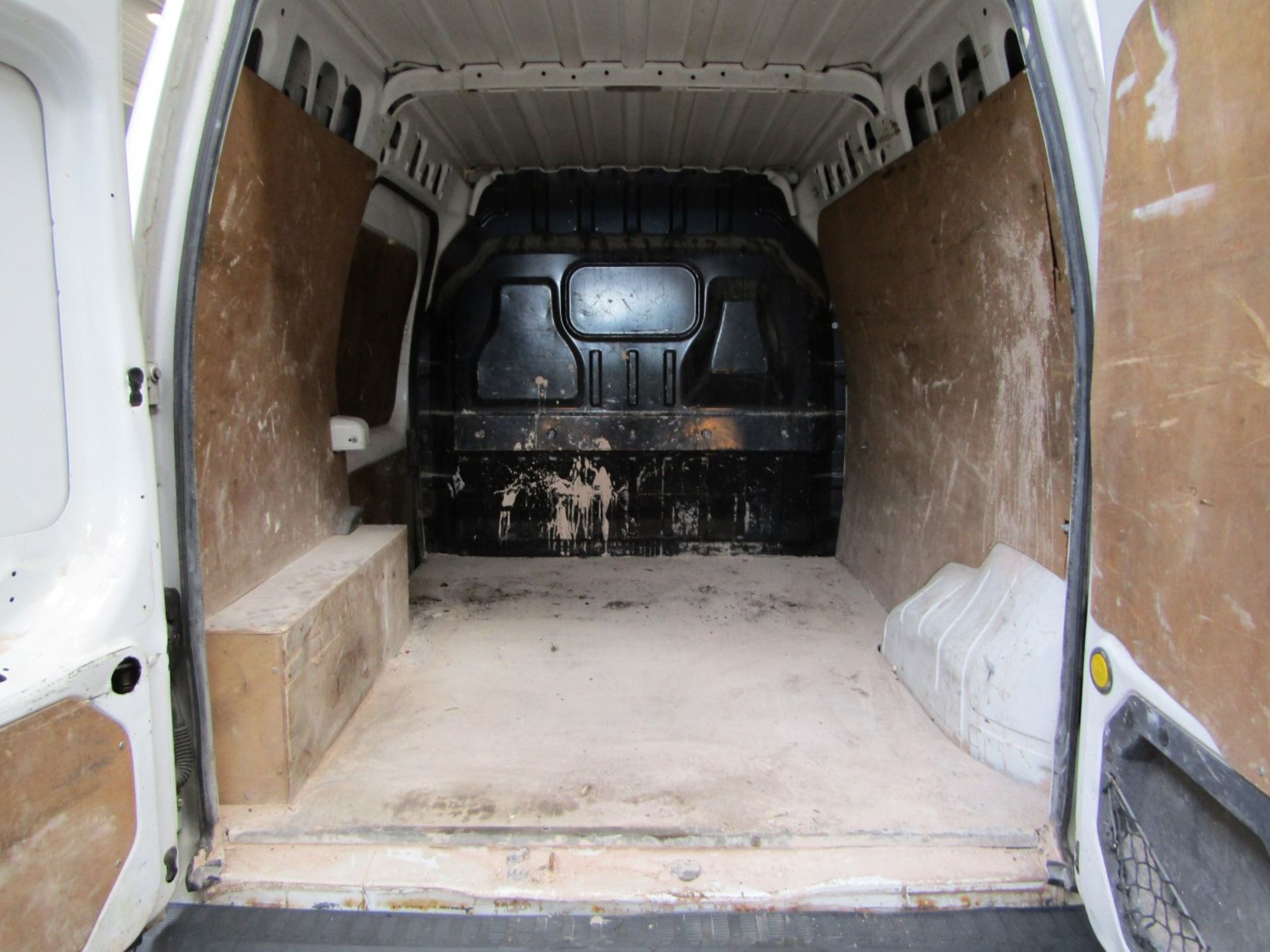 57 07 Ford Transit Connect T230 L90 - Image 6 of 16