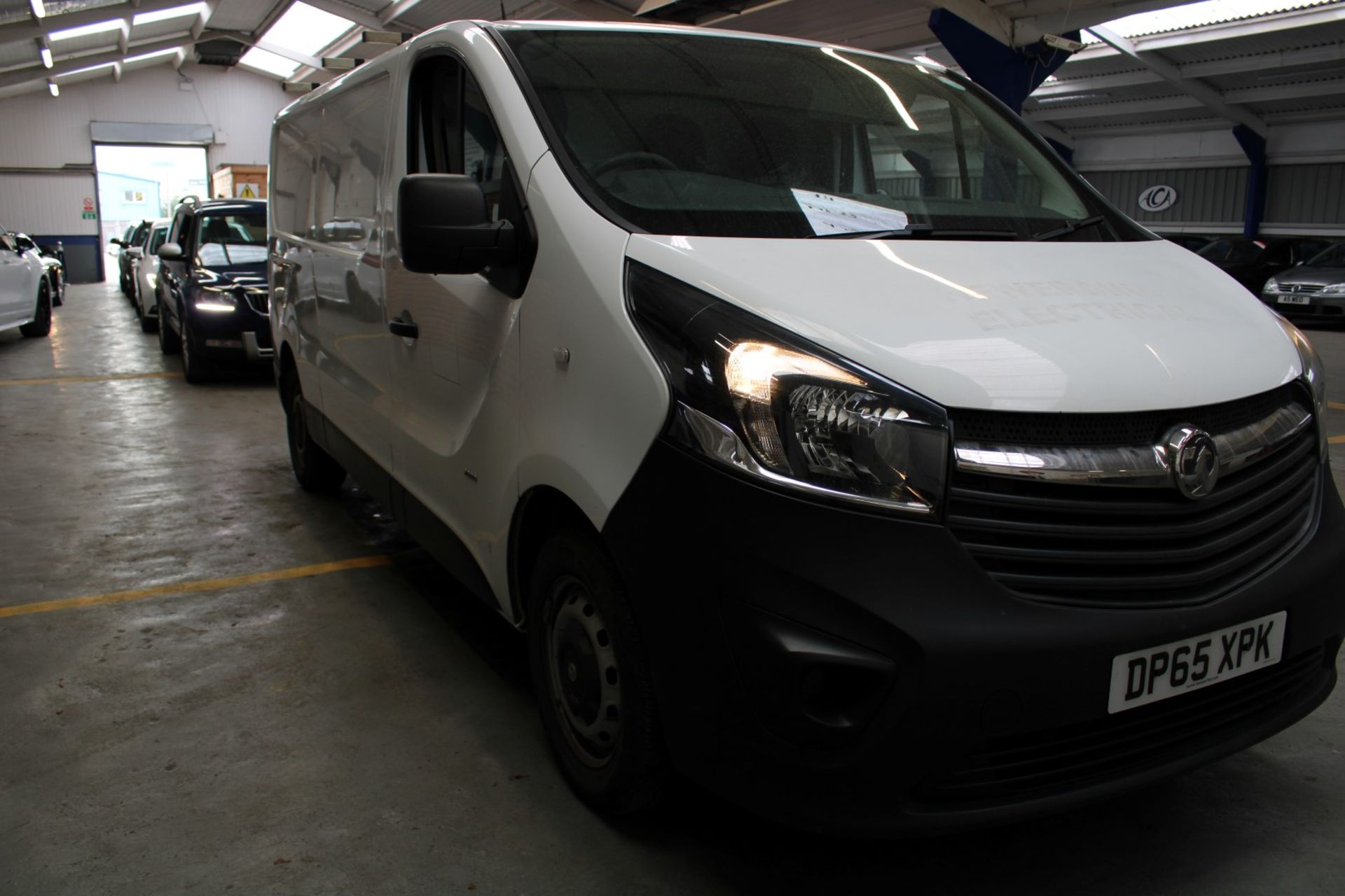 65 15 Vauxhall Vivaro 2900 CDTI - Image 12 of 22