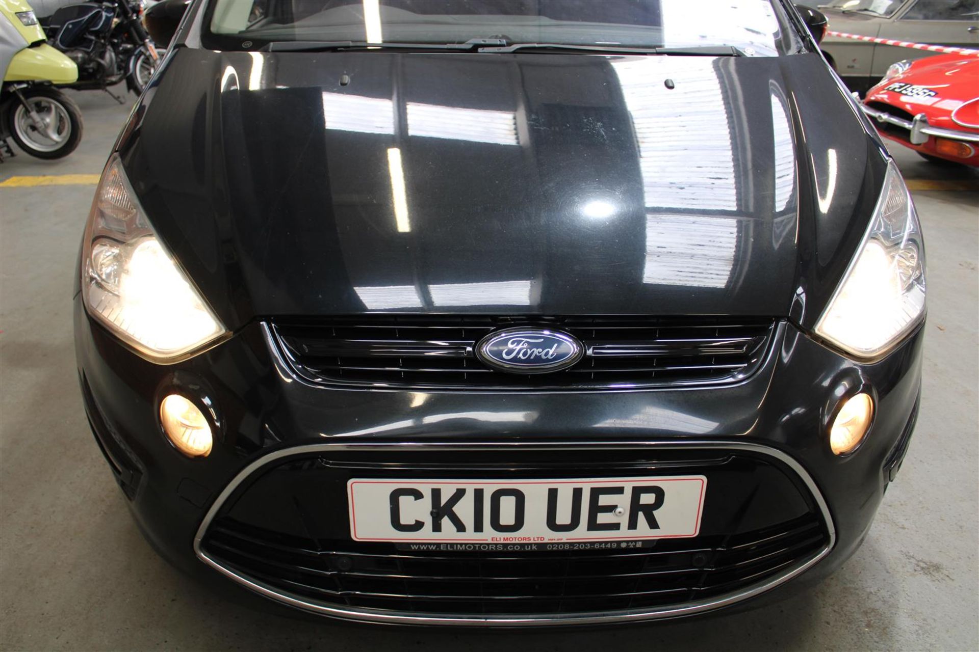 10 10 Ford S-Max Titanium TDCI 138 - Image 2 of 24