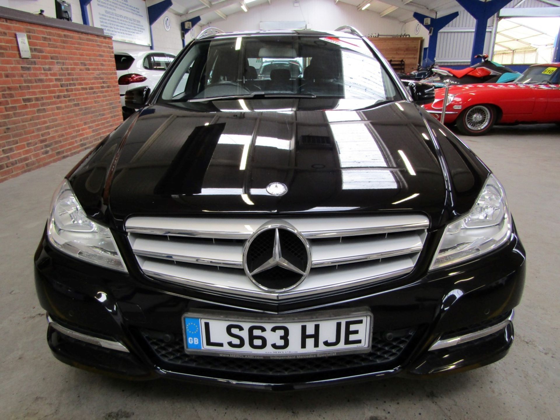 63 13 Mercedes C220 Executiv SE - Image 2 of 27