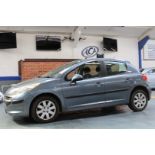 07 07 Peugeot 207 S 5dr