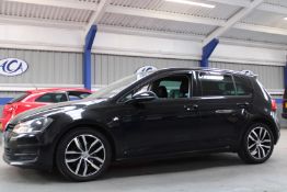 14 14 VW Golf SE BM Tech TDi