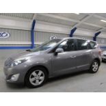 09 59 Renault G/Scenic Dyn DCI