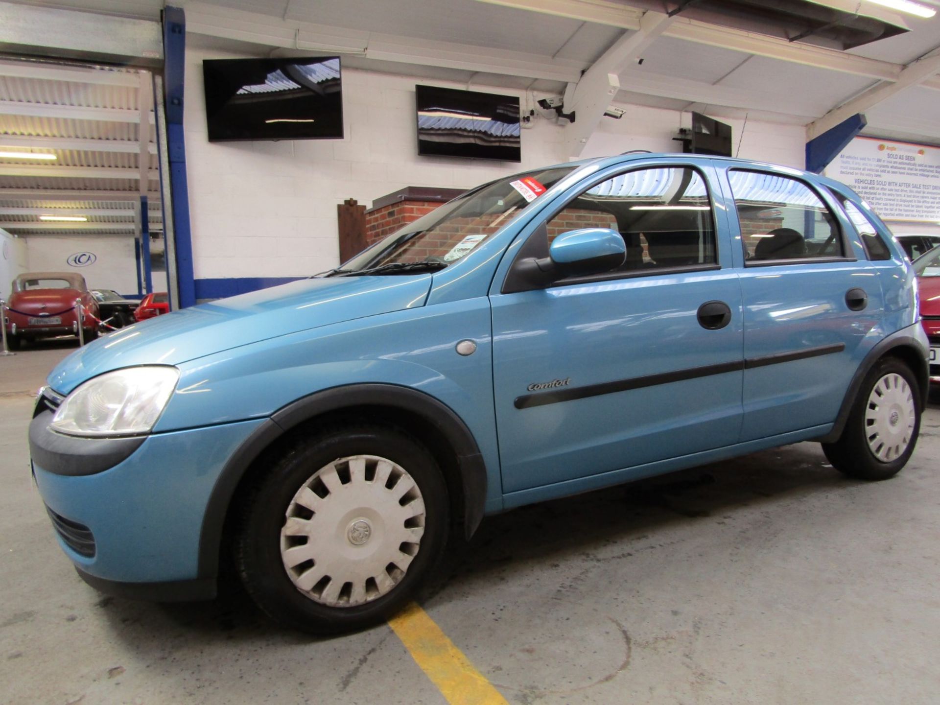 02 02 Vauxhall Corsa Comfort 16v