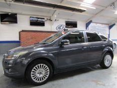 09 09 Ford Focus Titanium 100