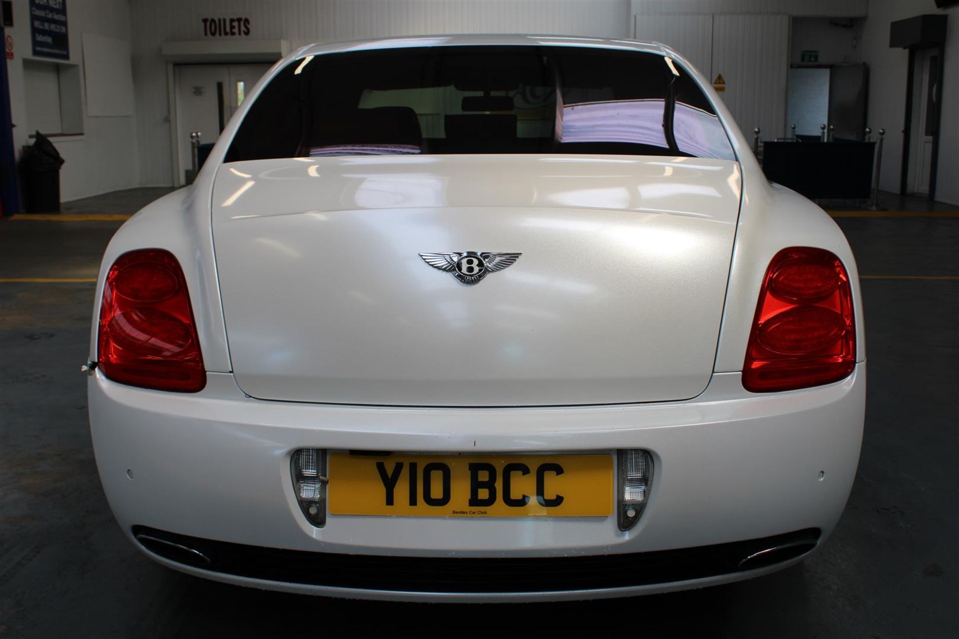 55 05 Bentley Cont. Flying Spur - Image 32 of 35