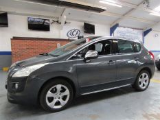 61 11 Peugeot 3008 Exclusive HDI