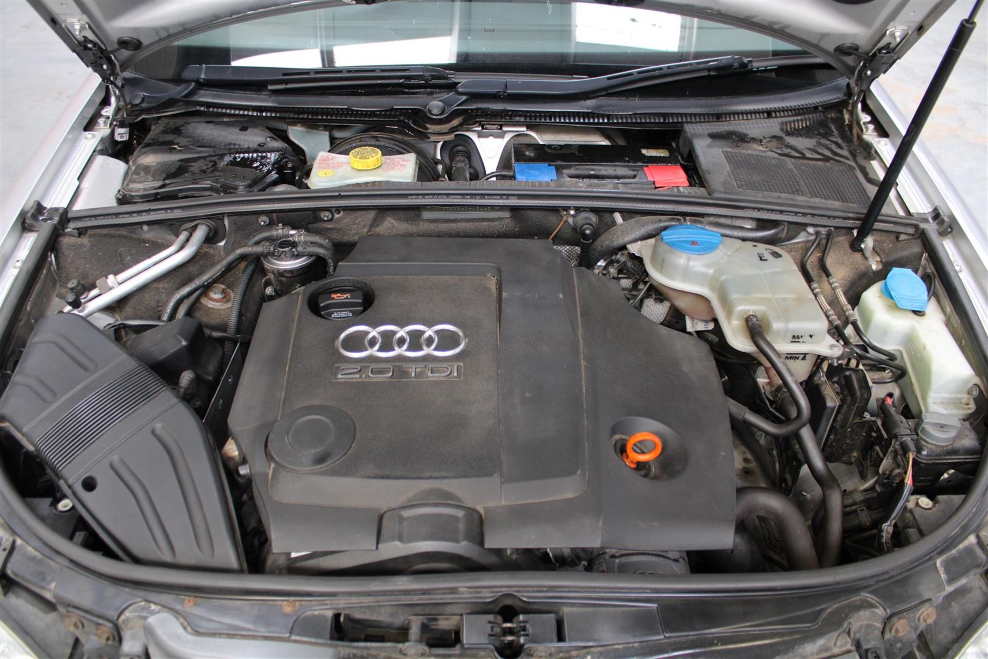 57 07 Audi A4 SE TDI 140 - Image 7 of 33