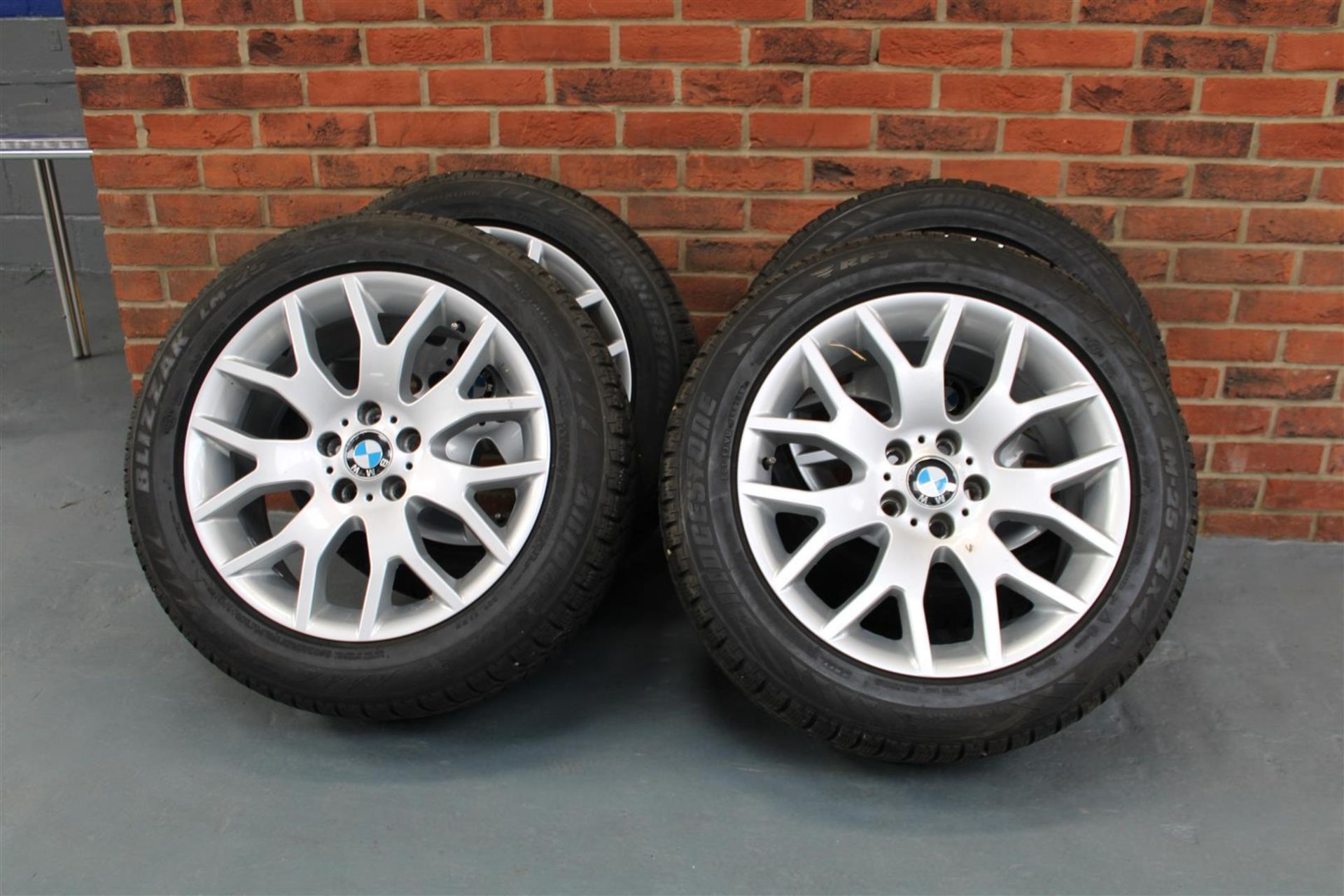 4 Alloys and winter wheels - Image 2 of 7