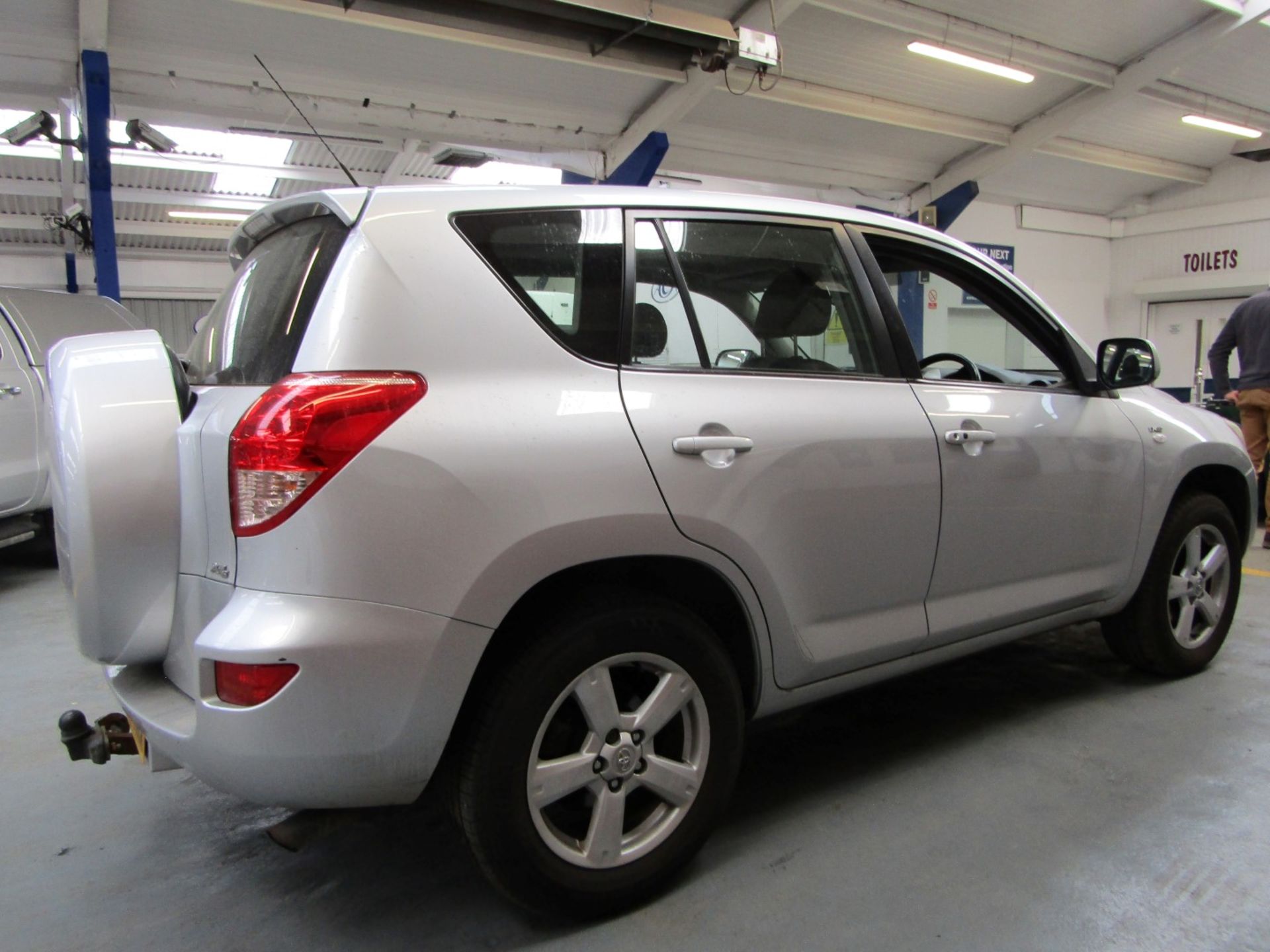 57 07 Toyota Rav 4 XT5 D-4D - Image 27 of 30