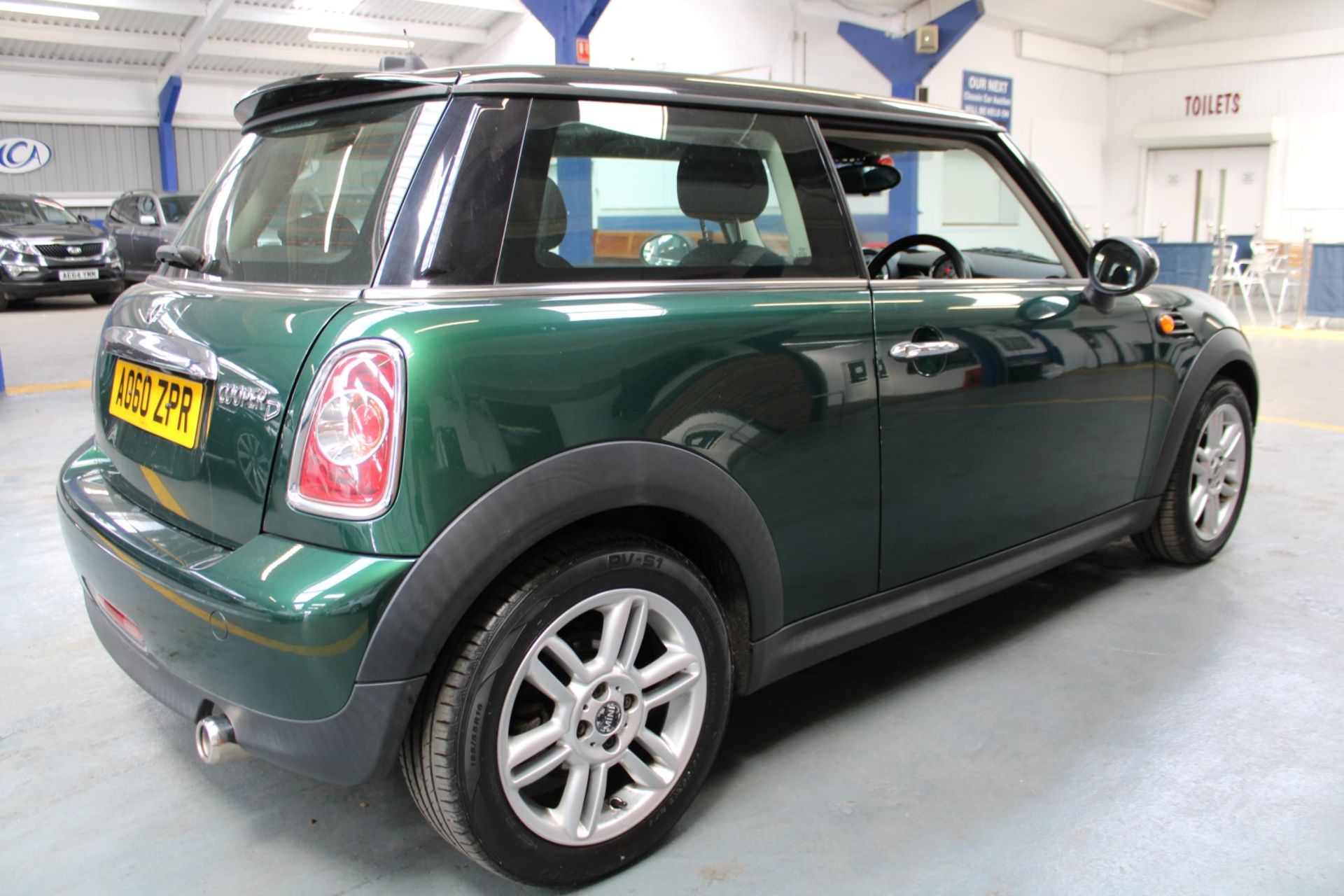 60 11 Mini Cooper D - Image 25 of 30