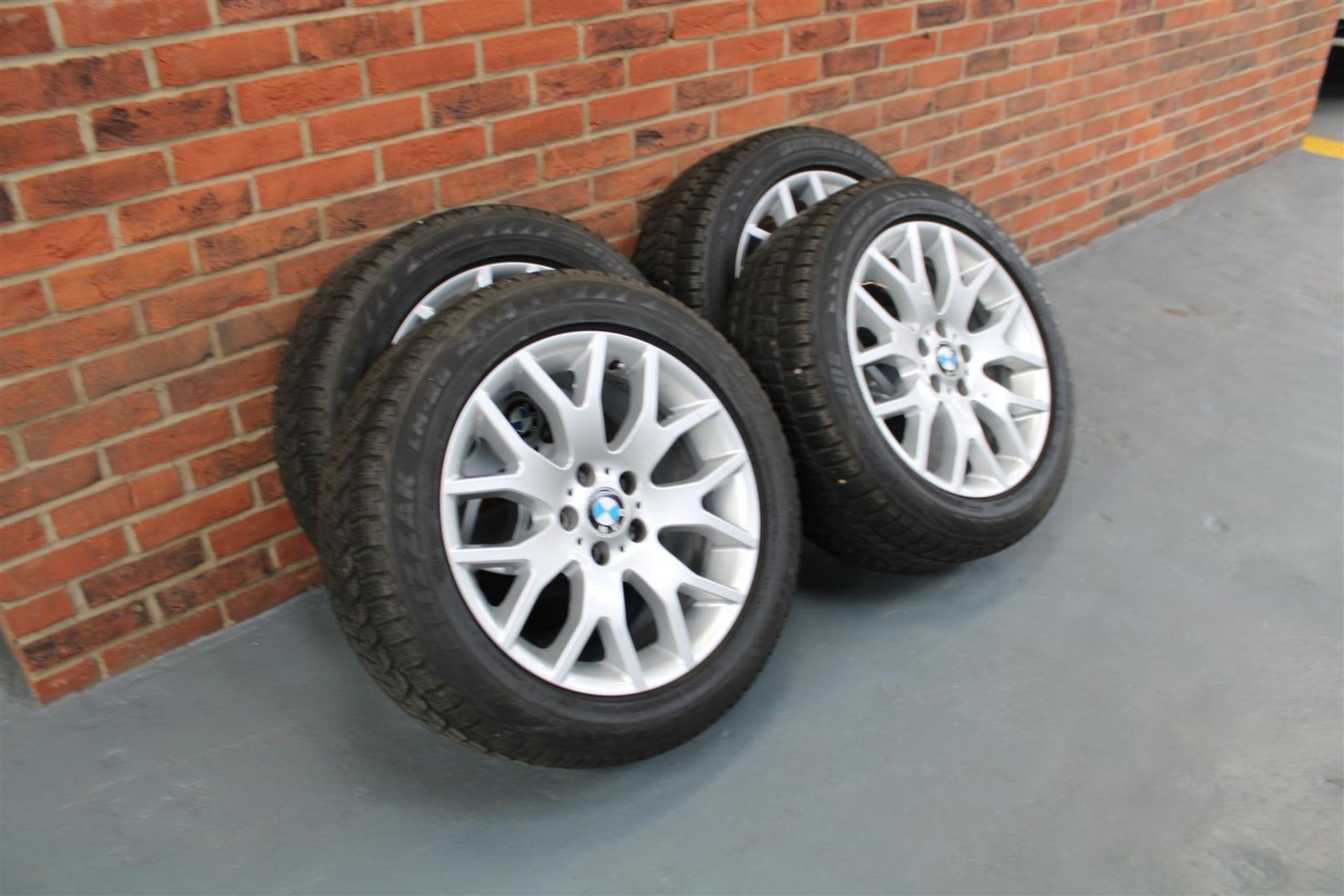 4 Alloys and winter wheels - Image 6 of 7