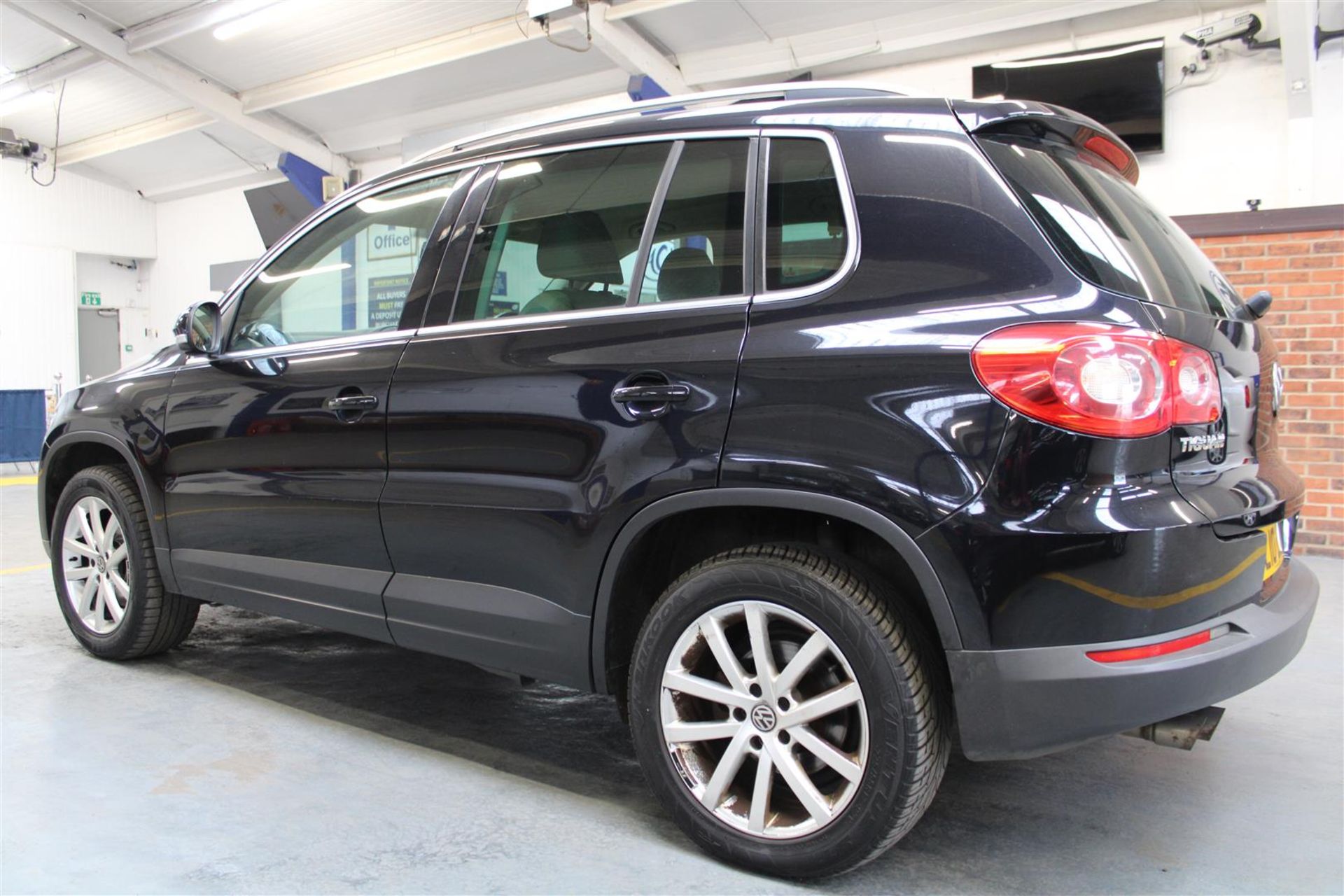 10 10 VW Tiguan SE TDI BM - Image 32 of 33