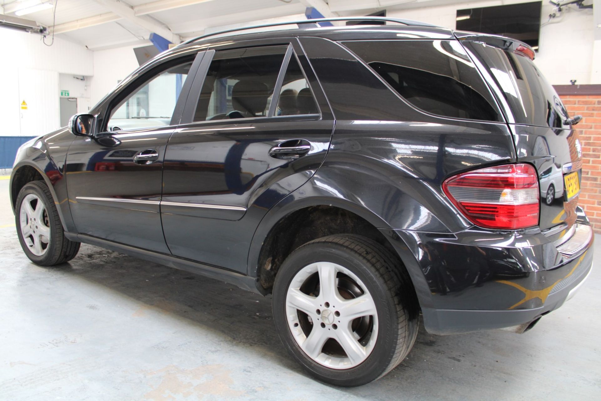 57 07 Mercedes ML320 CDI Sport A - Image 29 of 30