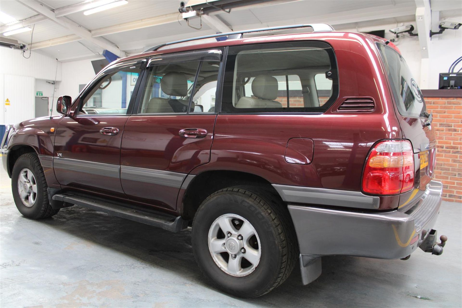 1999 Toyota Land Cruiser Amazon - Image 46 of 47