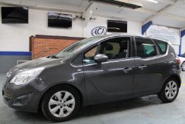 60 10 Vauxhall Meriva SE CDTI Auto