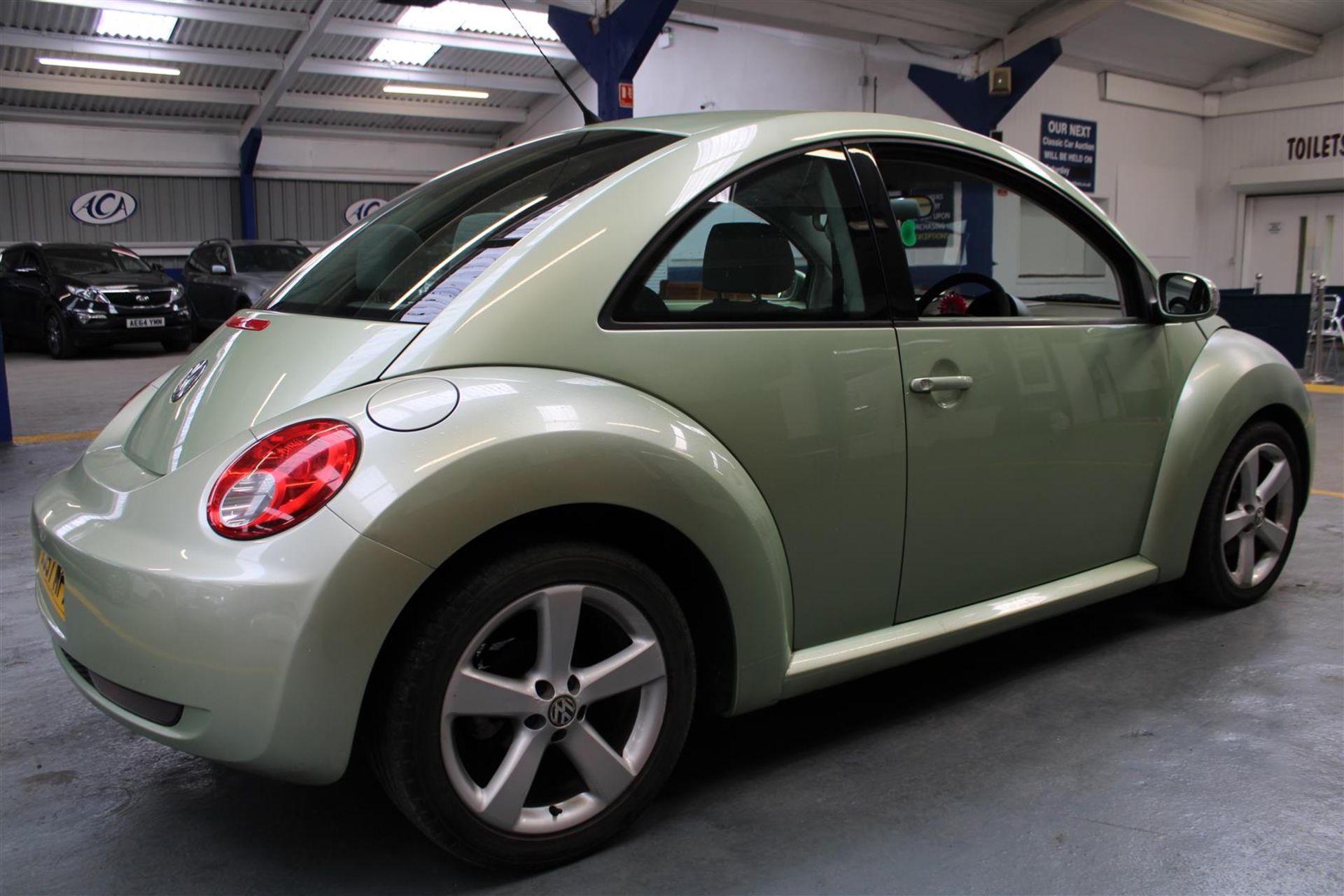 57 07 VW Beetle TDI - Image 28 of 32