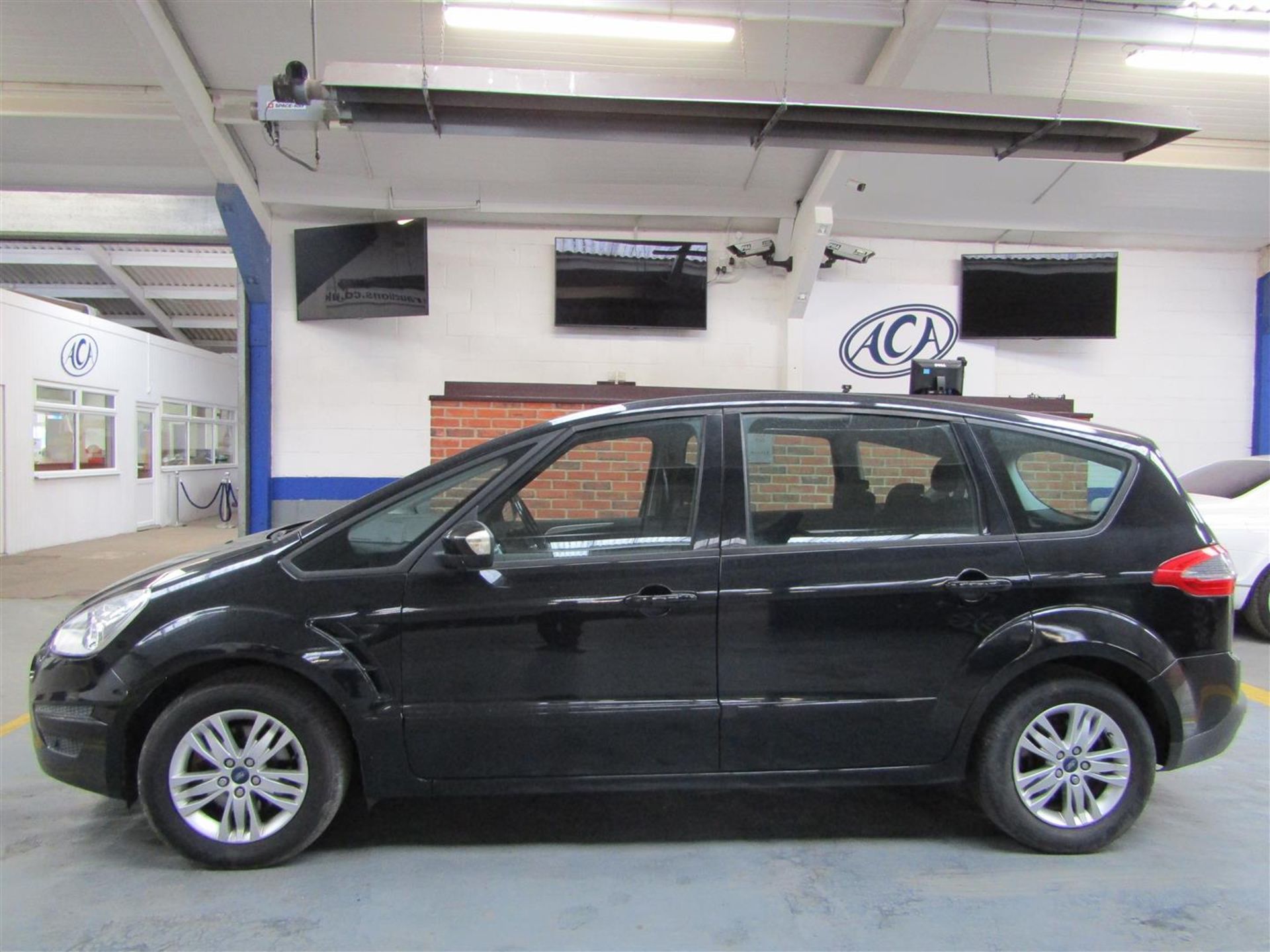 61 11 Ford S-Max Zetec Turbo - Image 21 of 21