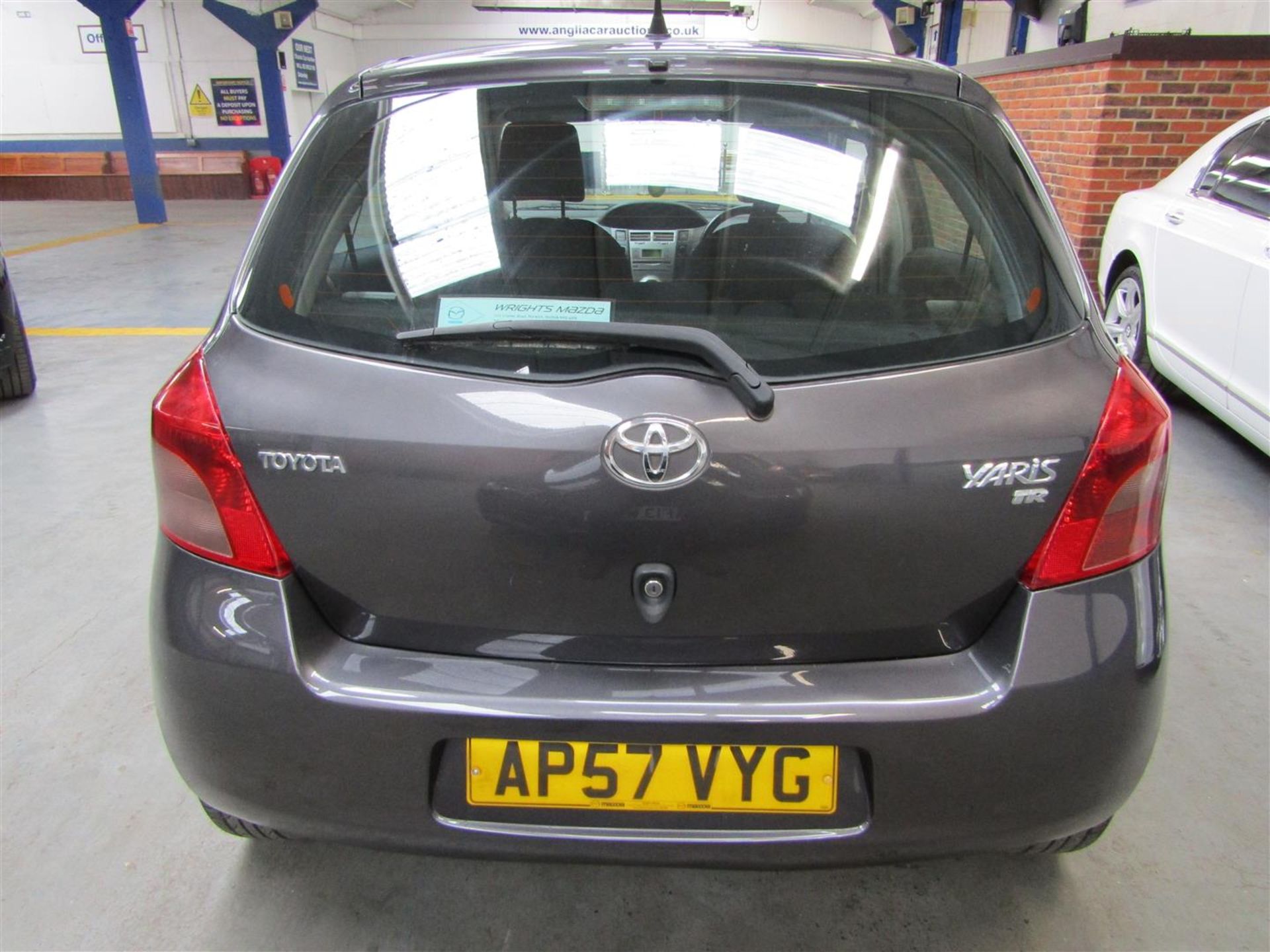 57 07 Toyota Yaris TR - Image 19 of 20