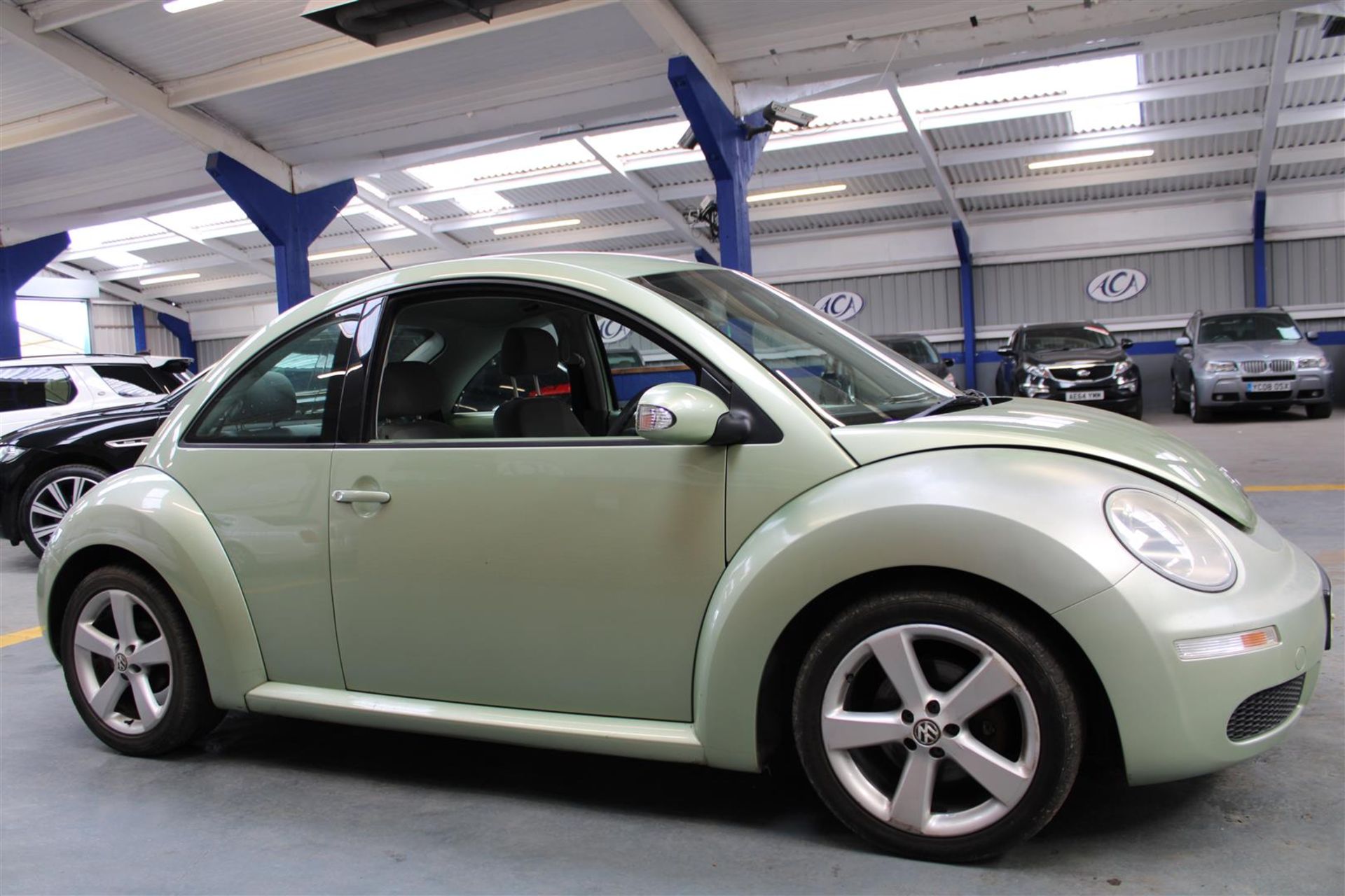 57 07 VW Beetle TDI - Image 26 of 32